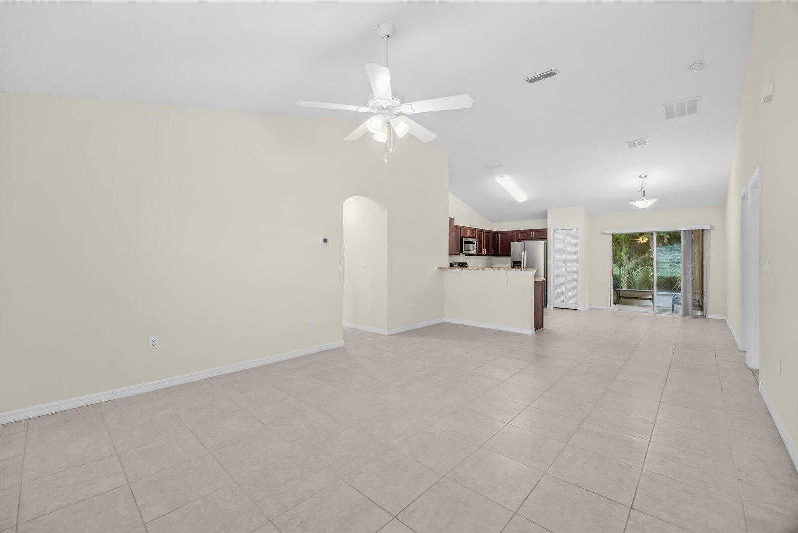 8736 98TH Court, Vero Beach, FL 32967, Vero Beach - Photo 5