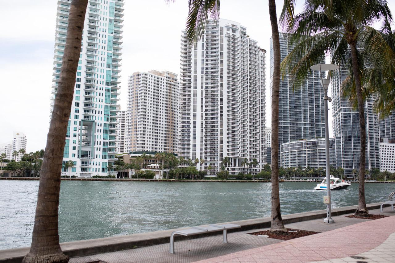 325 S Biscayne Boulevard 2617, Miami, FL 33131, Miami - Photo 4