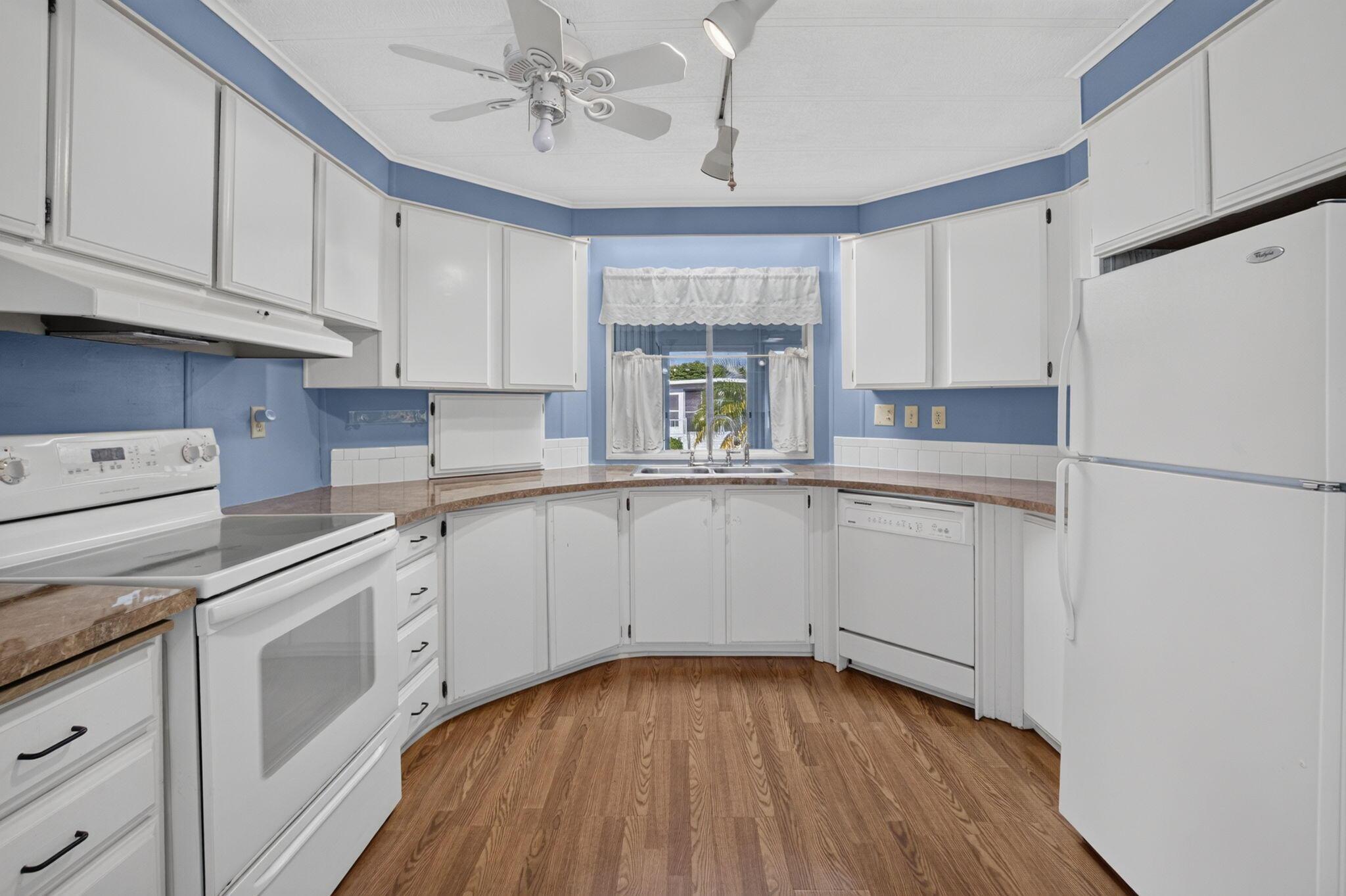 39019 GAYLE BAY, Boynton Beach, FL 33436, Boynton Beach - Photo 4