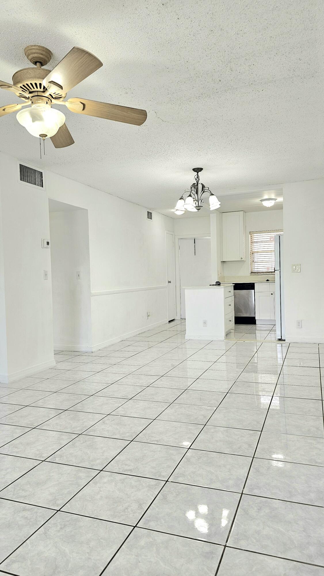 111 CLEVELAND Street B9, Lake Worth Beach, FL 33461, Lake Worth Beach