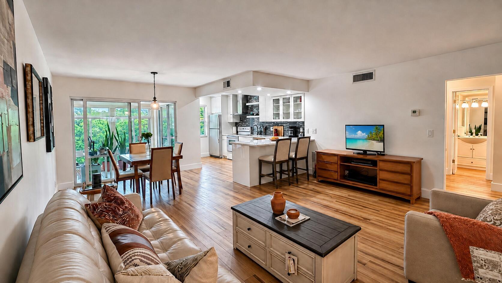 21 COLONIAL CLUB Drive 303, Boynton Beach, FL 33435, Boynton Beach
