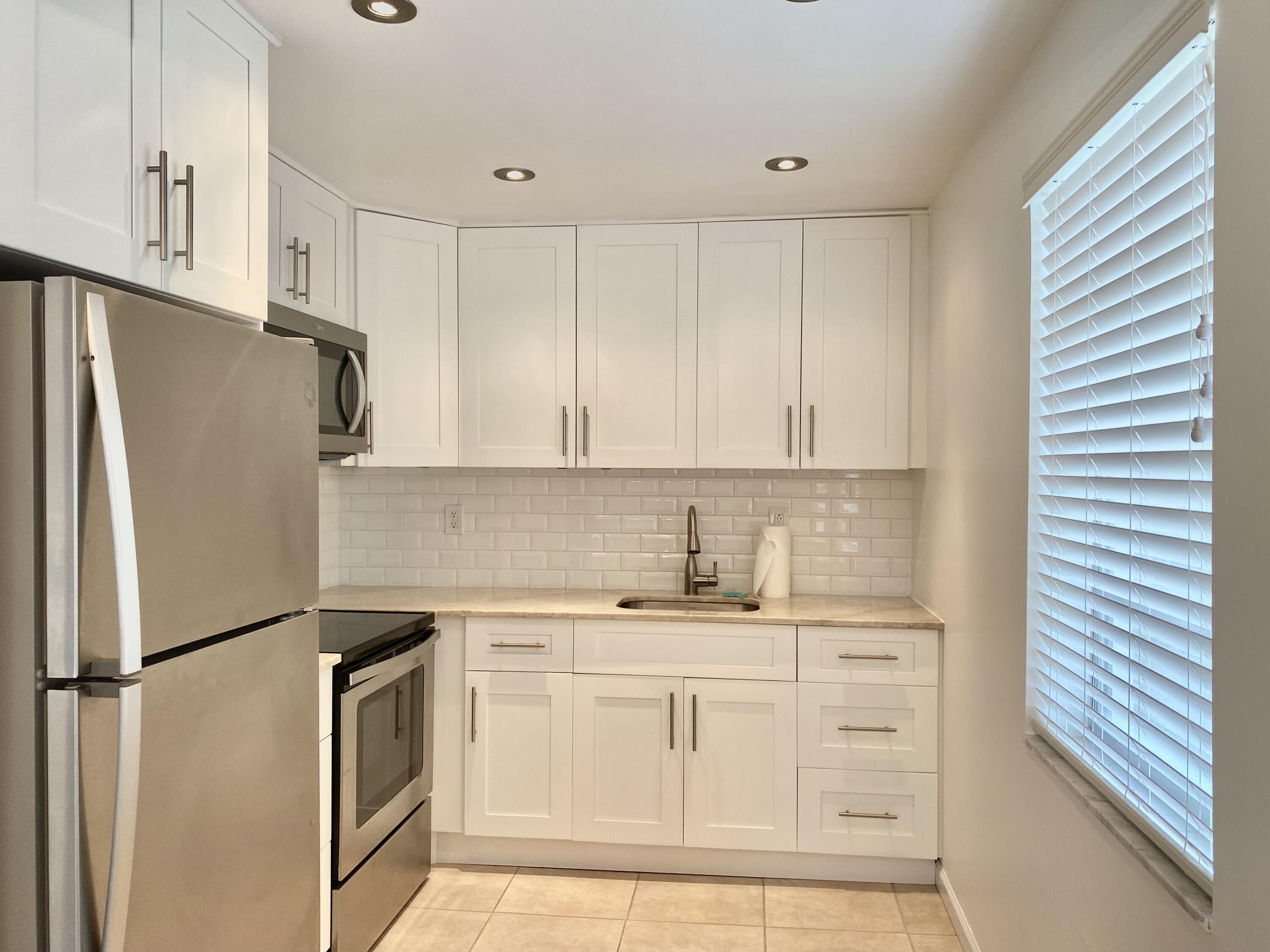 418 PIEDMONT I 418, Delray Beach, FL 33484, Delray Beach - Photo 4