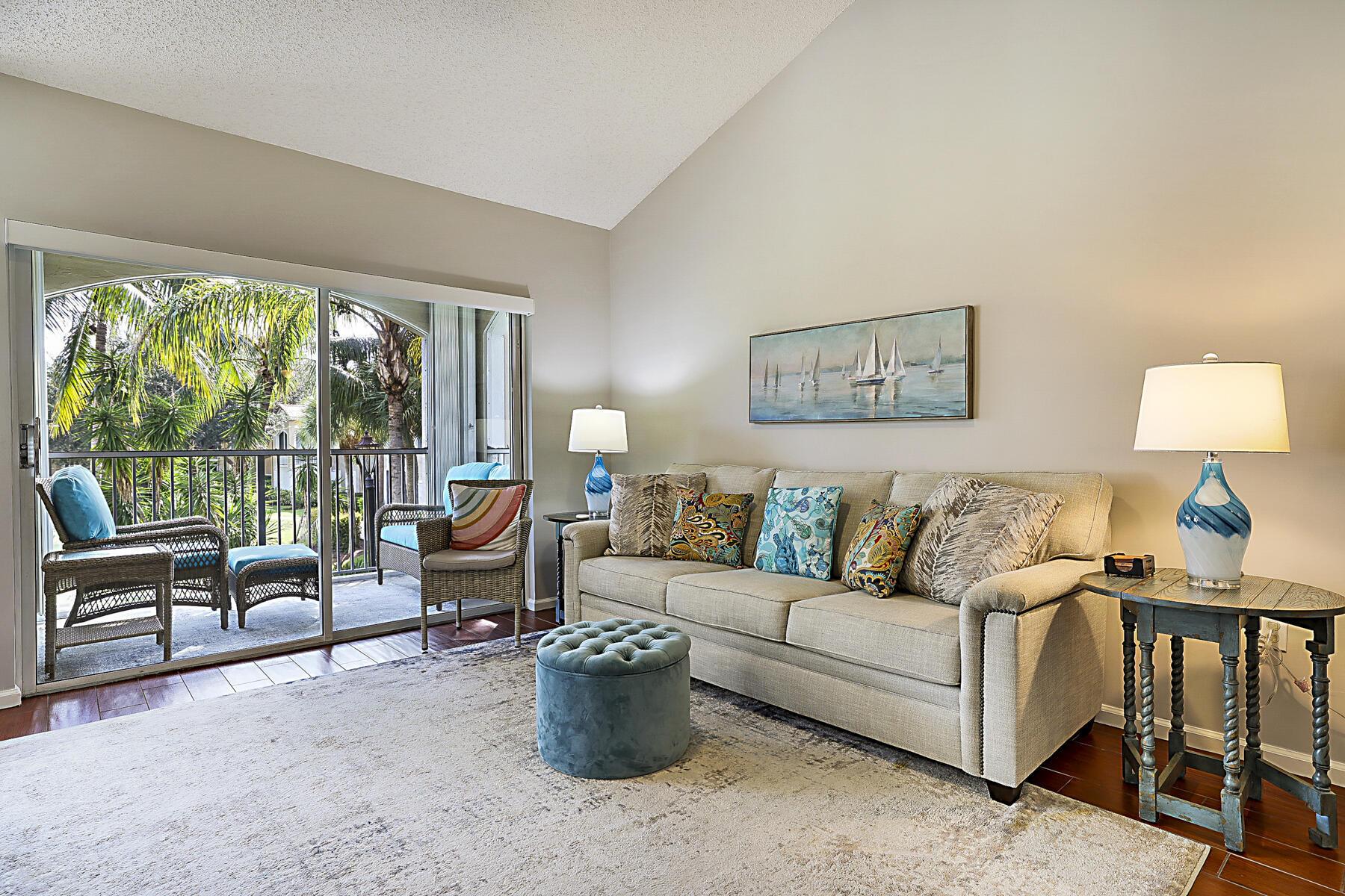 272 VILLAGE Boulevard 7212, Tequesta, FL 33469, Tequesta - Photo 4
