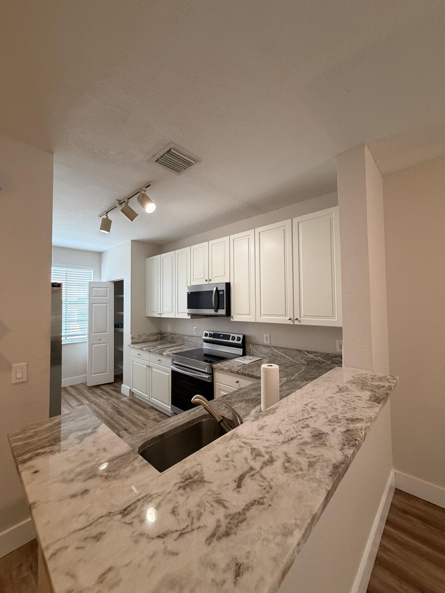 1851 NE 5TH Street 1507, Boynton Beach, FL 33435, Boynton Beach - Photo 5