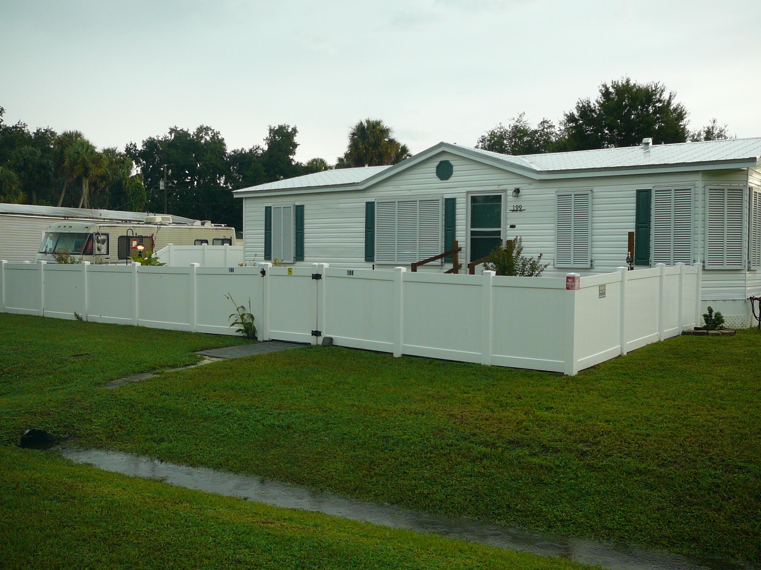 199 IMPERIAL Way, Fort Pierce, FL 34951, Fort Pierce - Photo 3