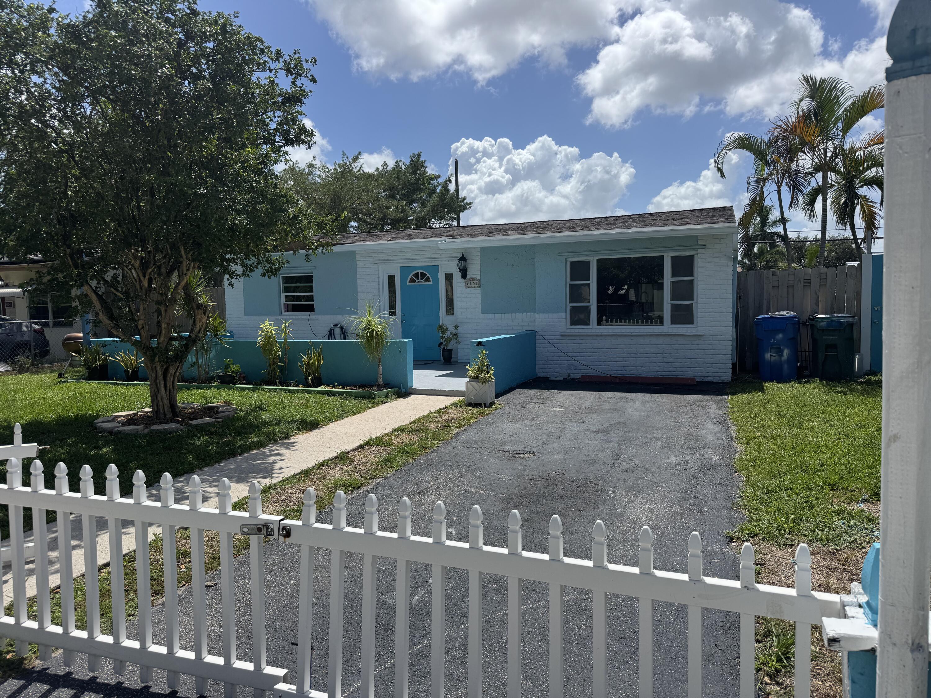 6101 NE 4TH Avenue, Oakland Park, FL 33334, Oakland Park