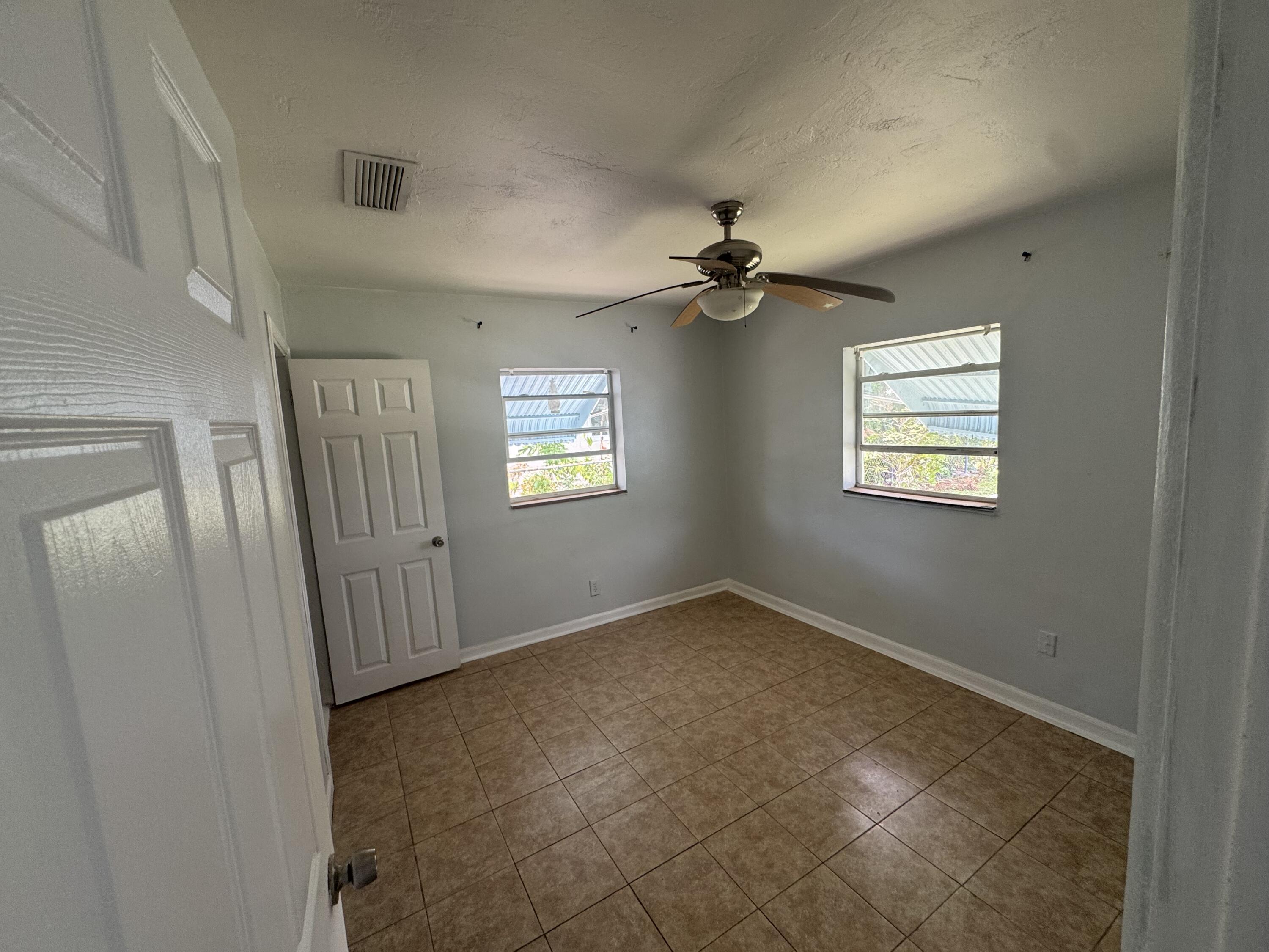 6101 NE 4TH Avenue, Oakland Park, FL 33334, Oakland Park - Photo 5