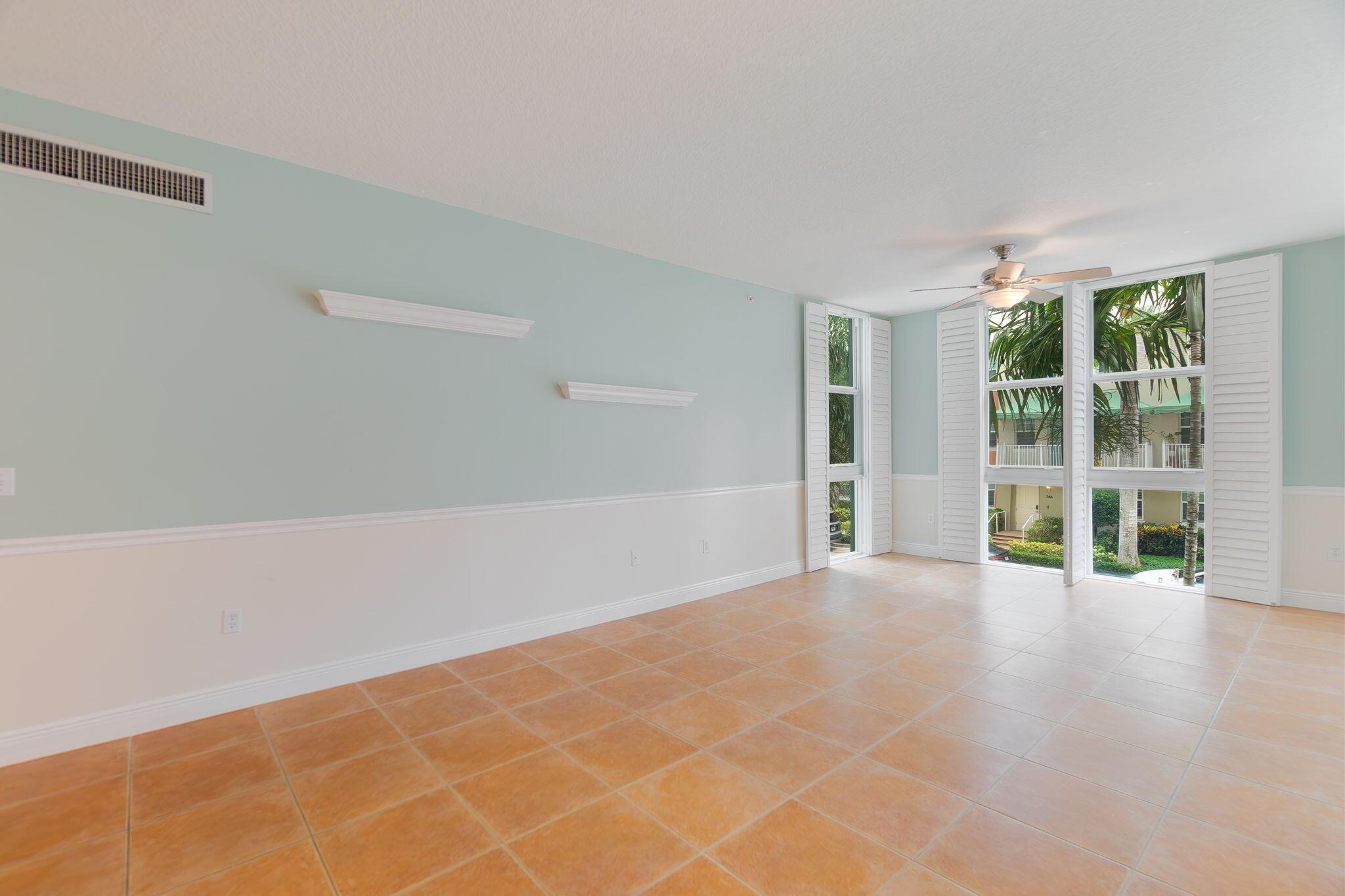 804 E Windward Way 211, Lantana, FL 33462, Lantana - Photo 5