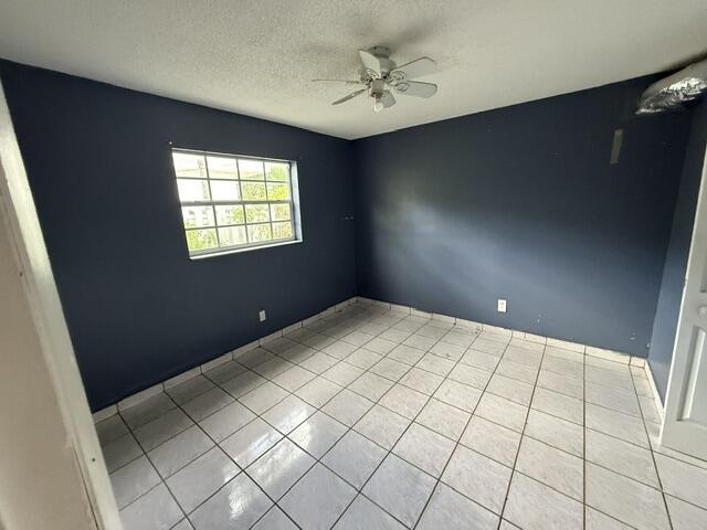 5620 SW 37TH Street, West Park, FL 33023, West Park - Photo 5