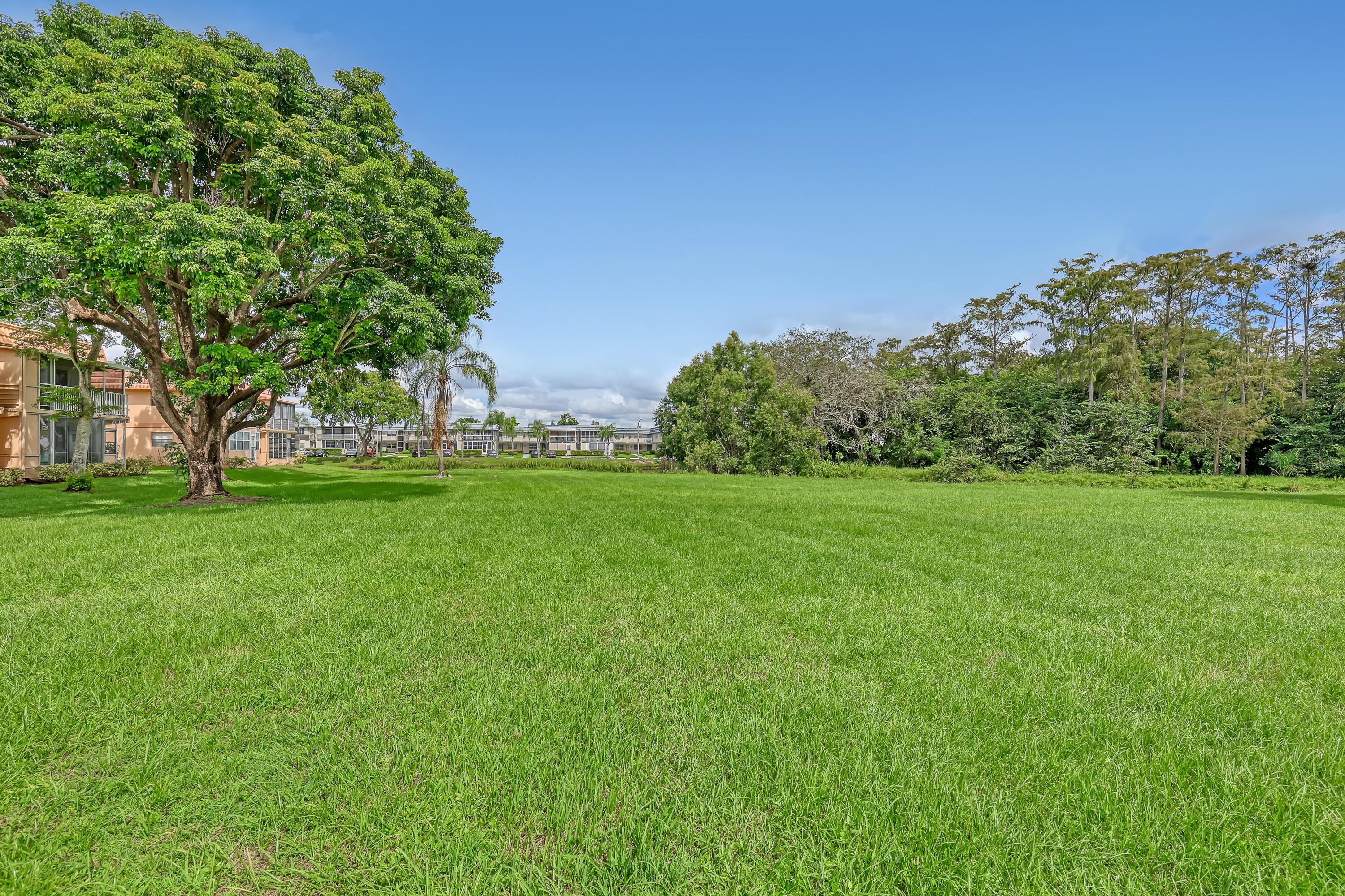 611 SAXONY M Park, Delray Beach, FL 33446, Delray Beach - Photo 2