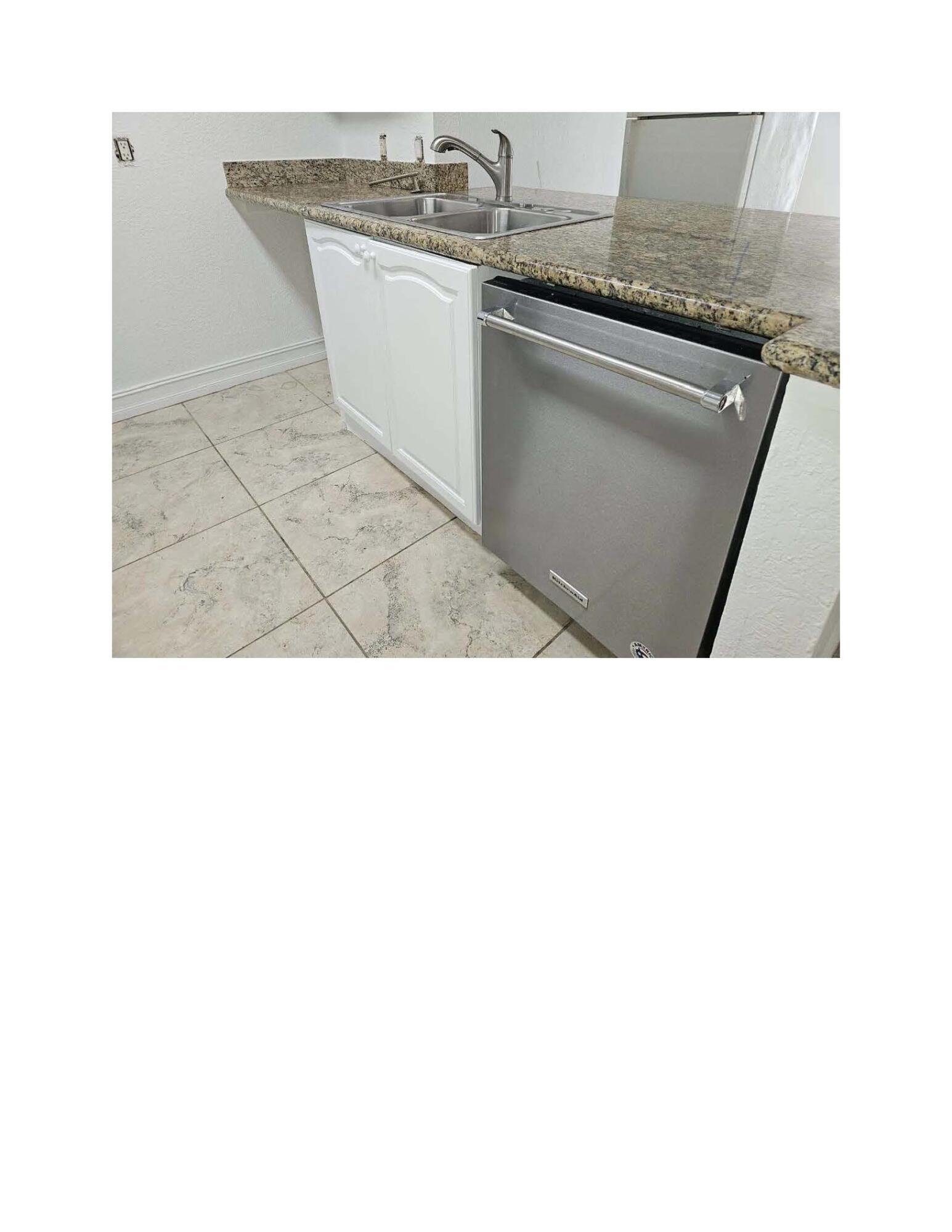 677 NE 24TH Street 507, Miami, FL 33137, Miami - Photo 2