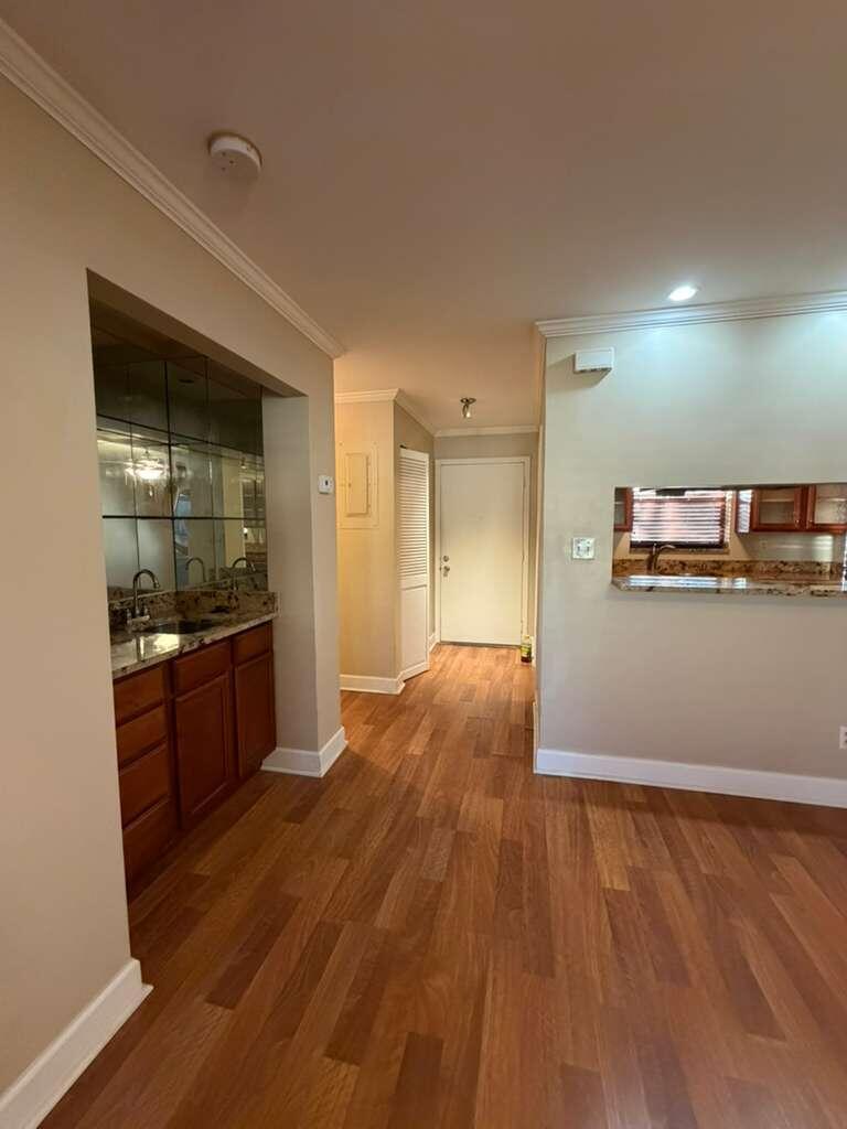 2050 Oleander Boulevard 2-202, Fort Pierce, FL 34950, Fort Pierce - Photo 3