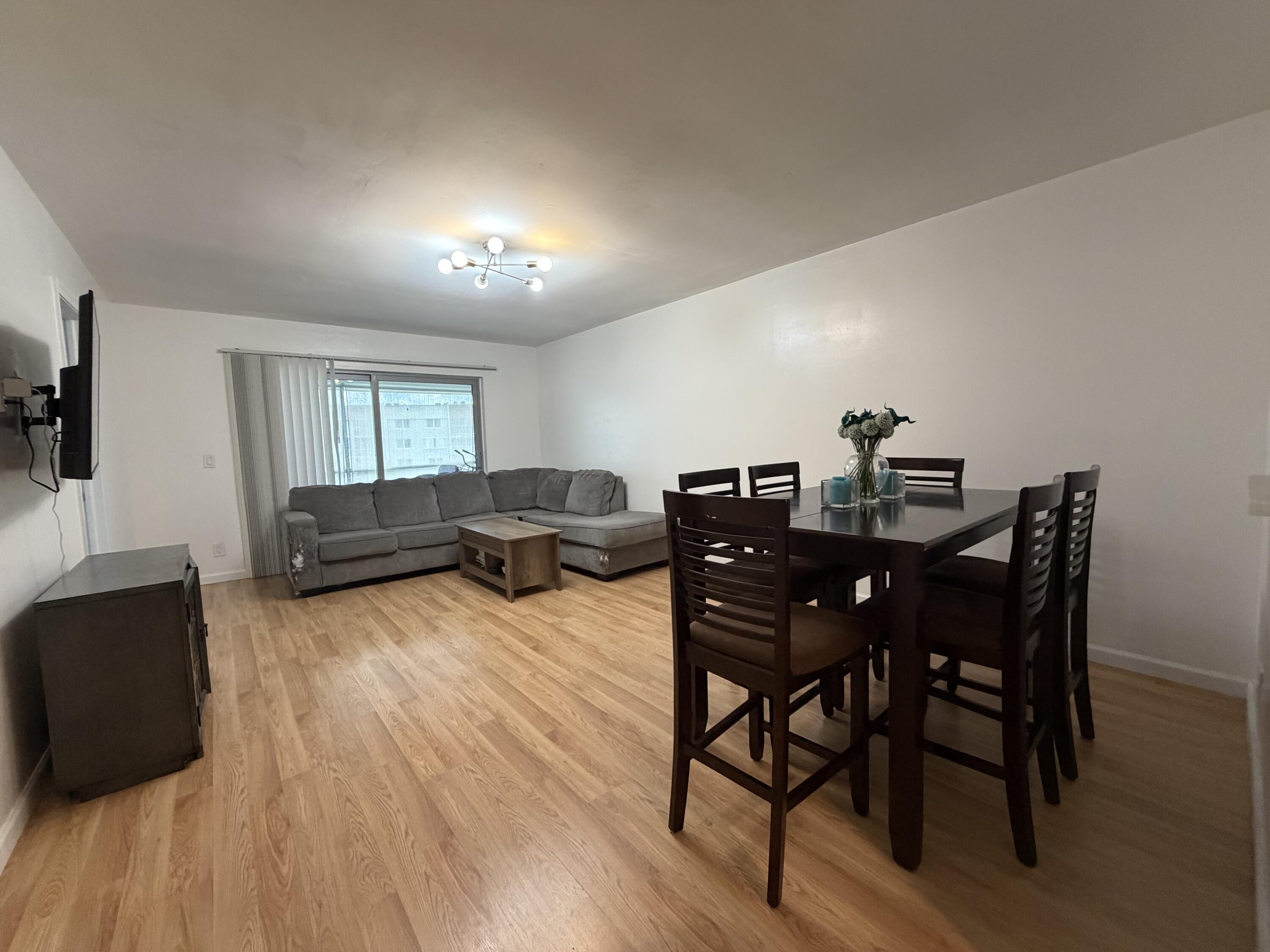 1630 EMBASSY Drive 309, West Palm Beach, FL 33401, West Palm Beach - Photo 3