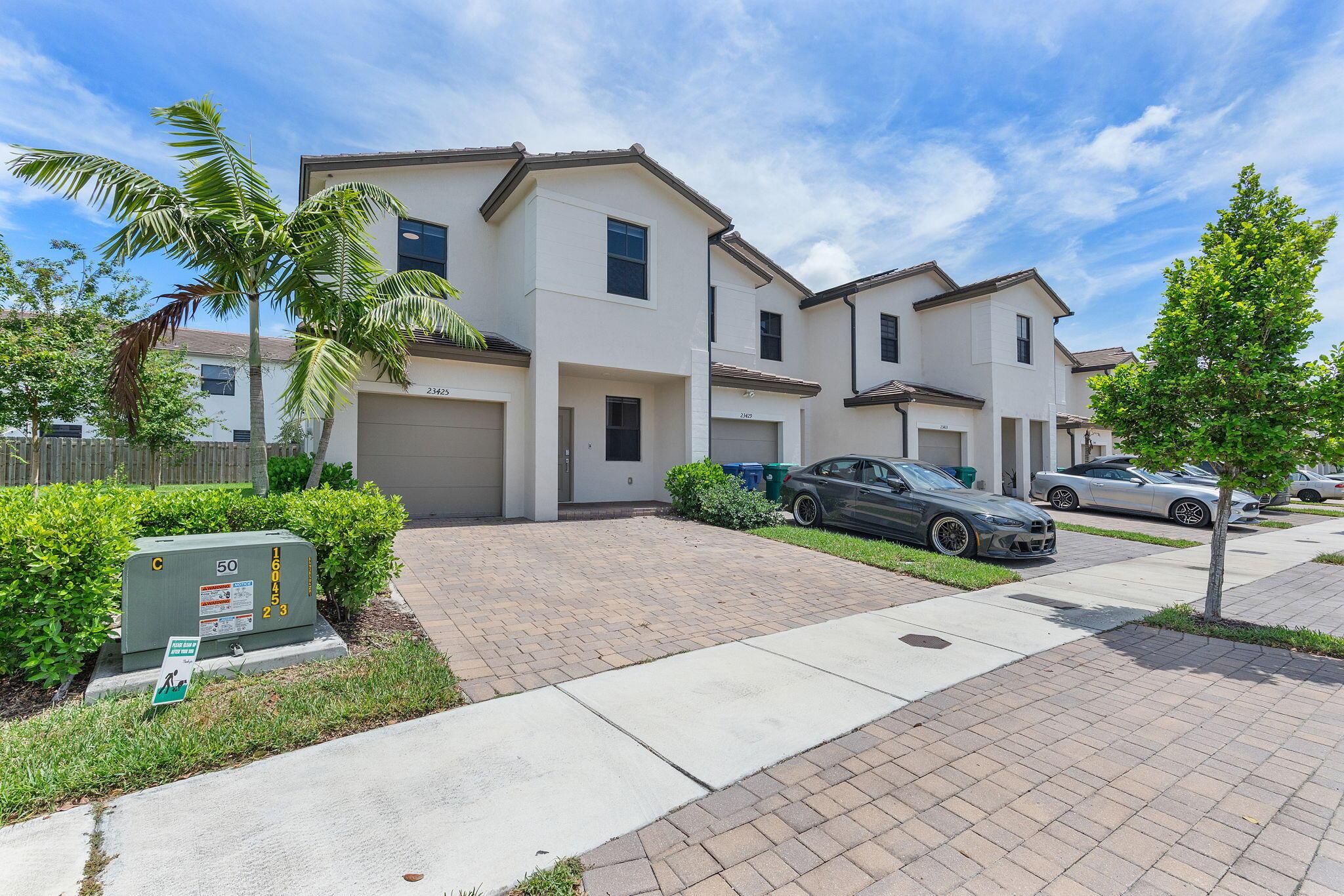 23425 SW 129TH Avenue, Homestead, FL 33032, Homestead - Photo 3