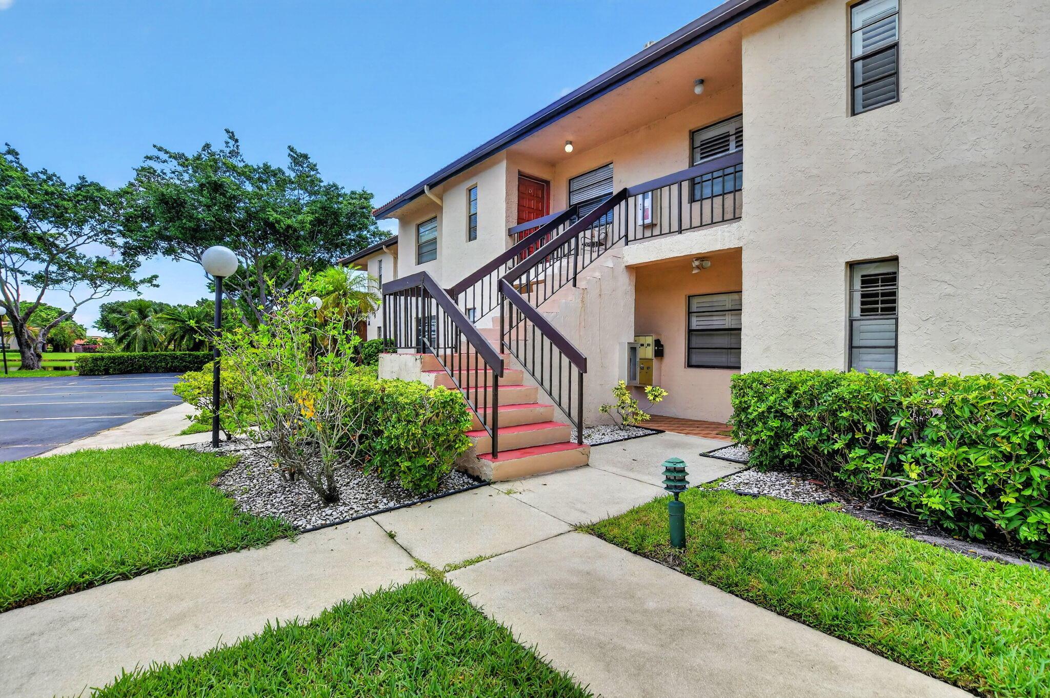 9287 VISTA DEL LAGO 13 D, Boca Raton, FL 33428, Boca Raton - Photo 2