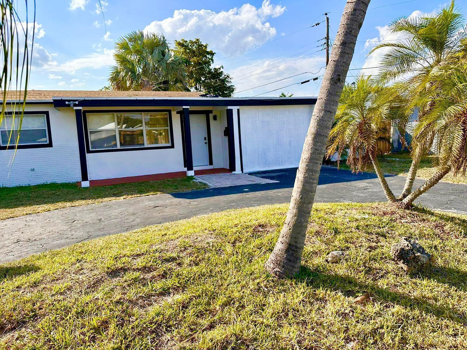 601 NW 38th Street, Deerfield Beach, FL 33064, Deerfield Beach - Photo 2
