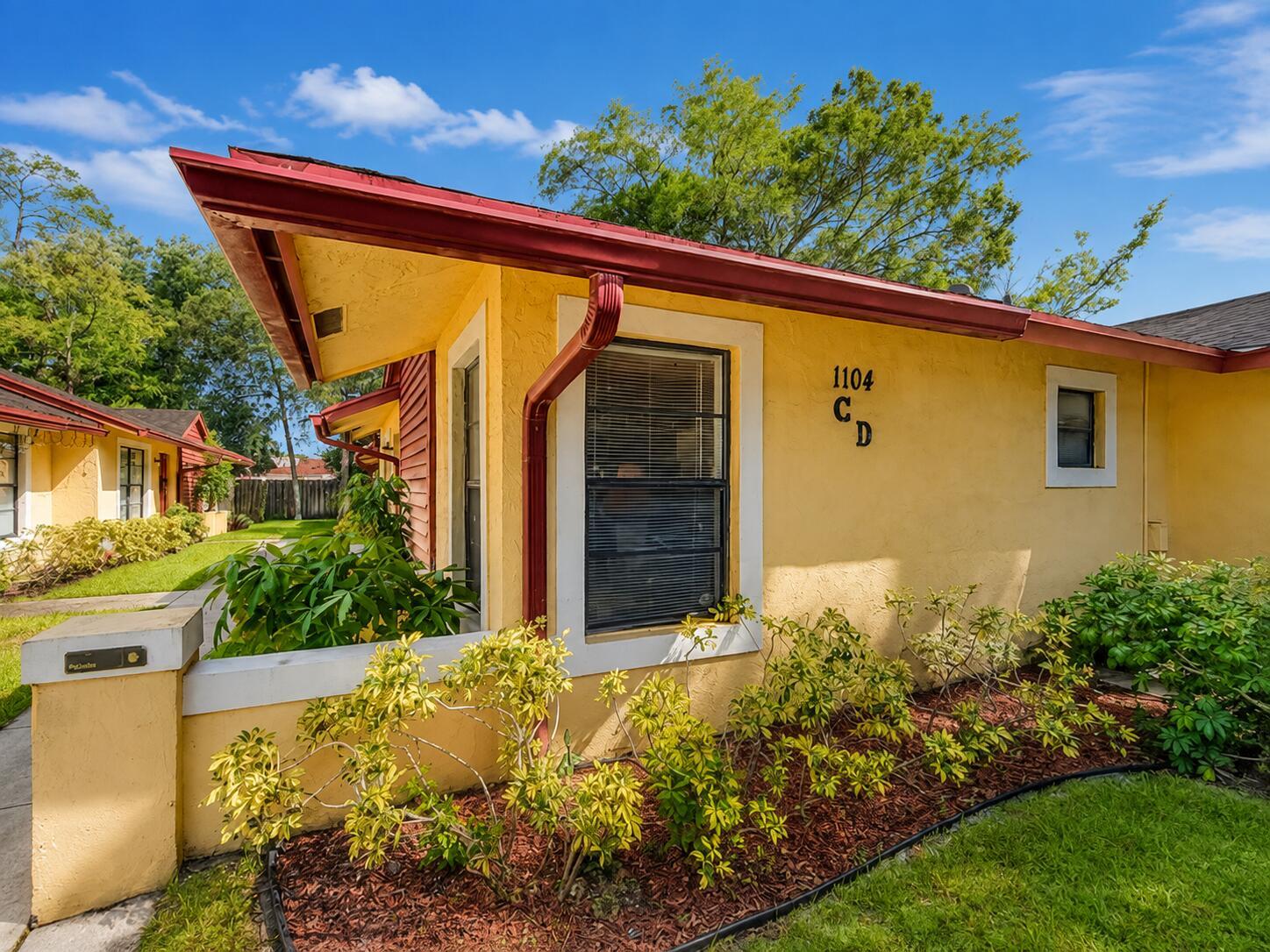 1104 Goldenrod Road C, Wellington, FL 33414, Wellington - Photo 2
