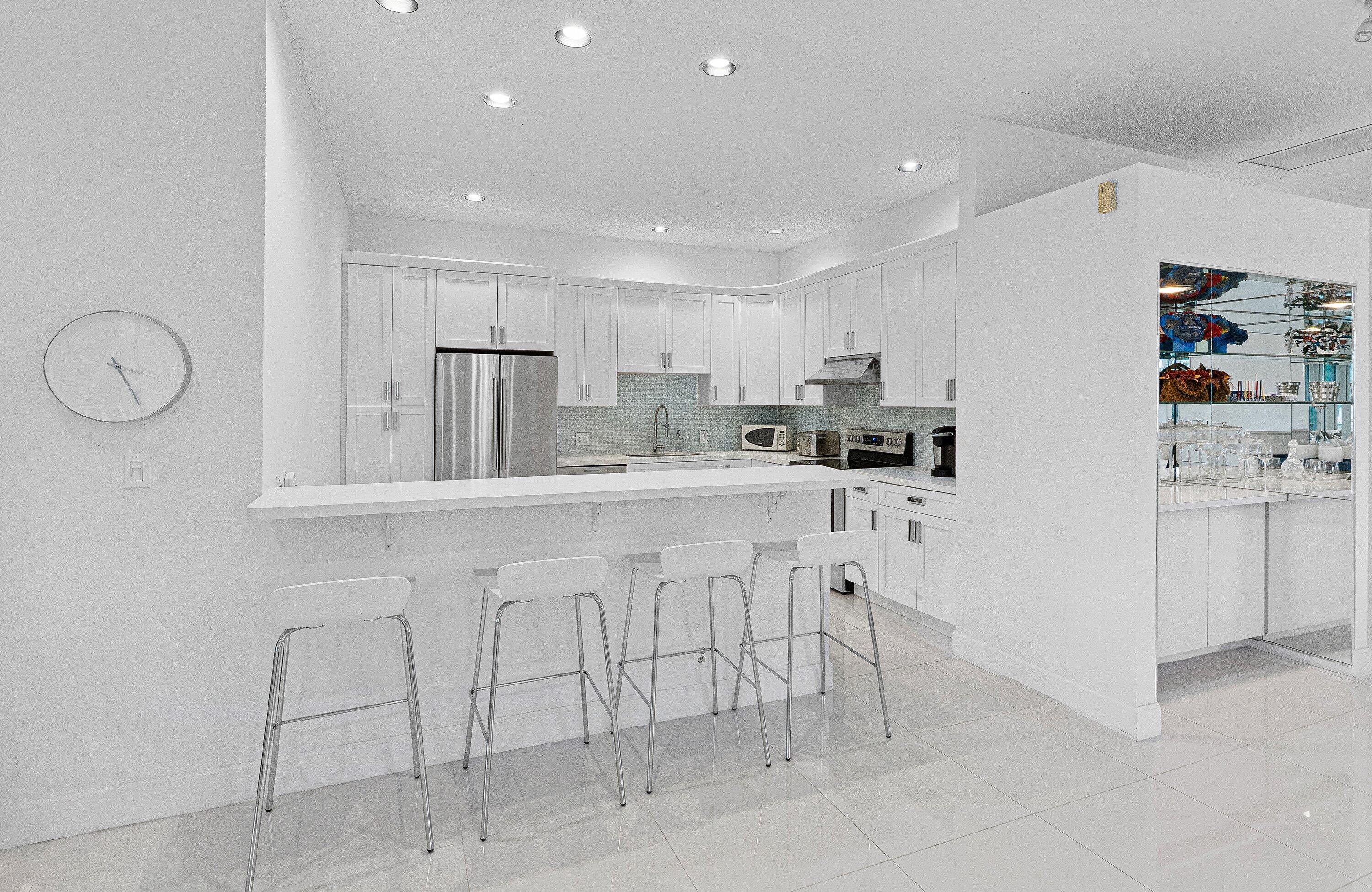 5190 LAKE CATALINA Drive B, Boca Raton, FL 33496, Boca Raton - Photo 5