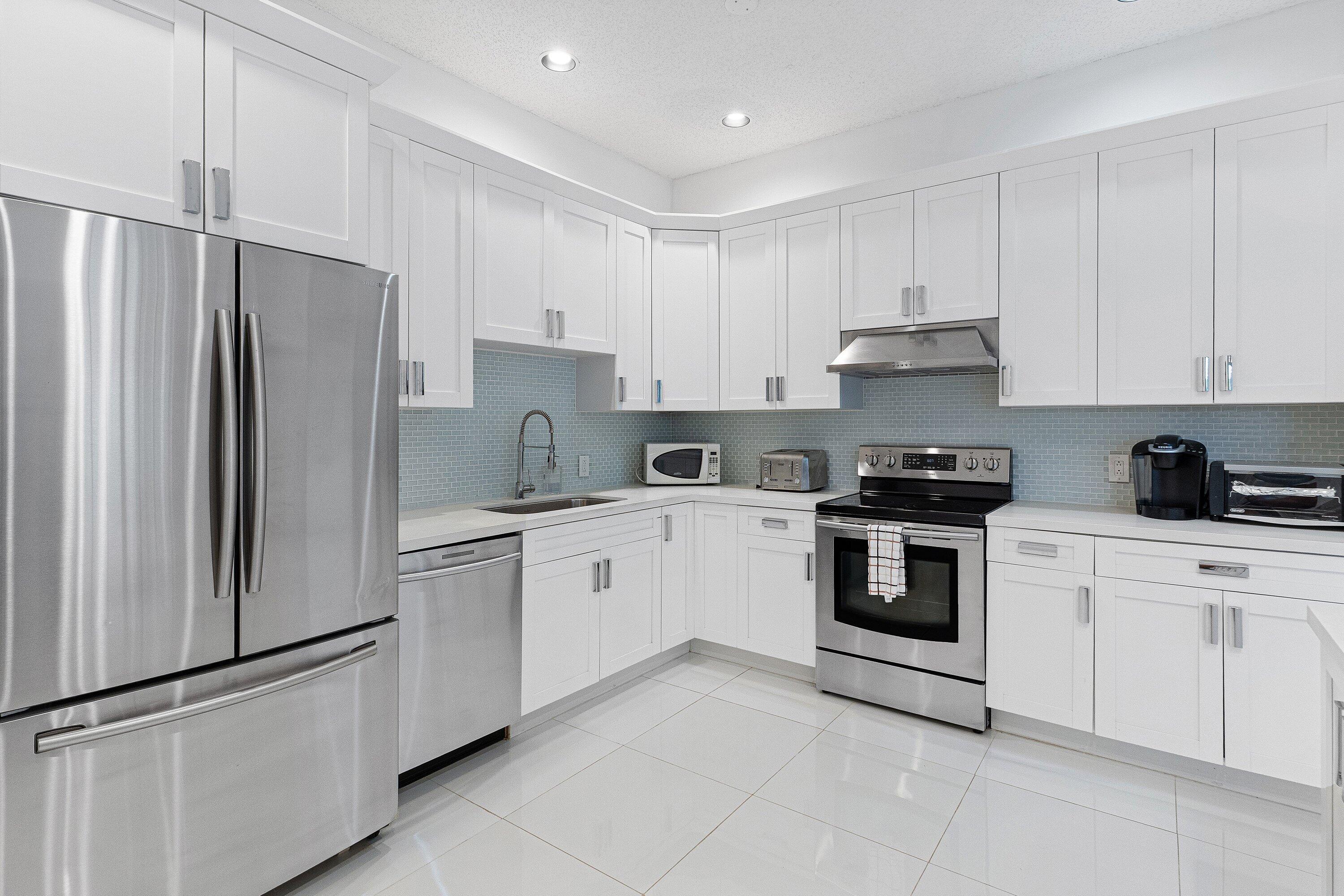 5190 LAKE CATALINA Drive B, Boca Raton, FL 33496, Boca Raton - Photo 3