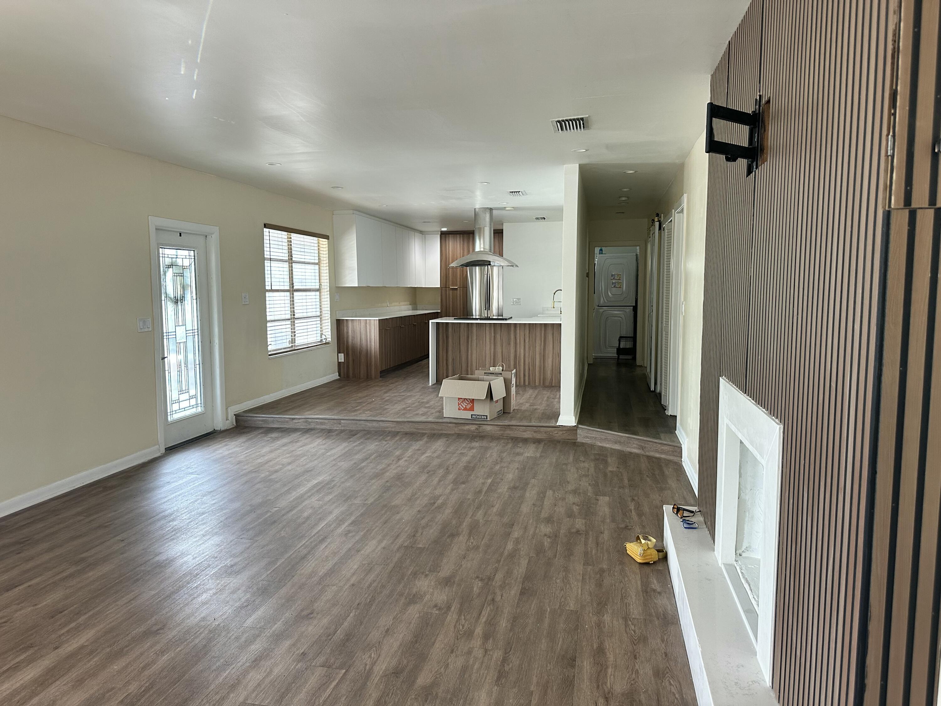 913 N B Street, Lake Worth Beach, FL 33460, Lake Worth Beach - Photo 4