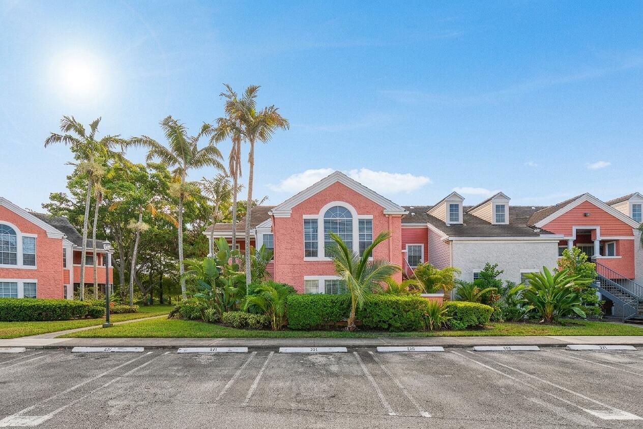 1345 CRYSTAL Way B, Delray Beach, FL 33444, Delray Beach - Photo 3
