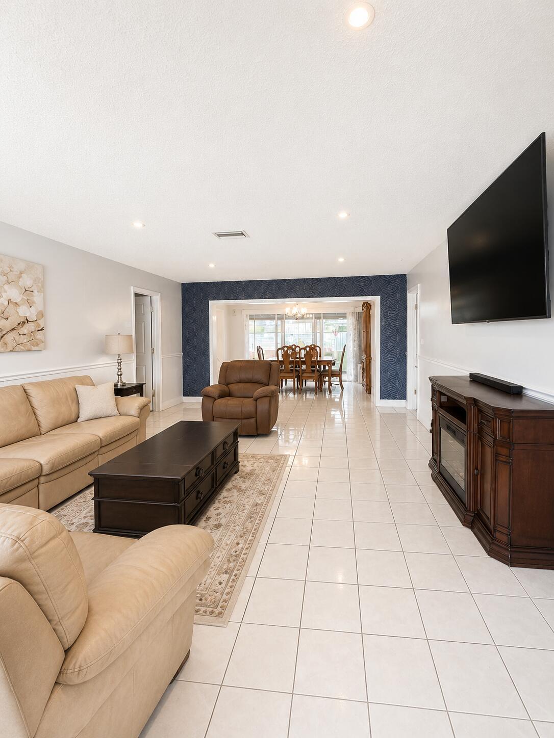 10720 NW 26TH Place, Sunrise, FL 33322, Sunrise - Photo 5
