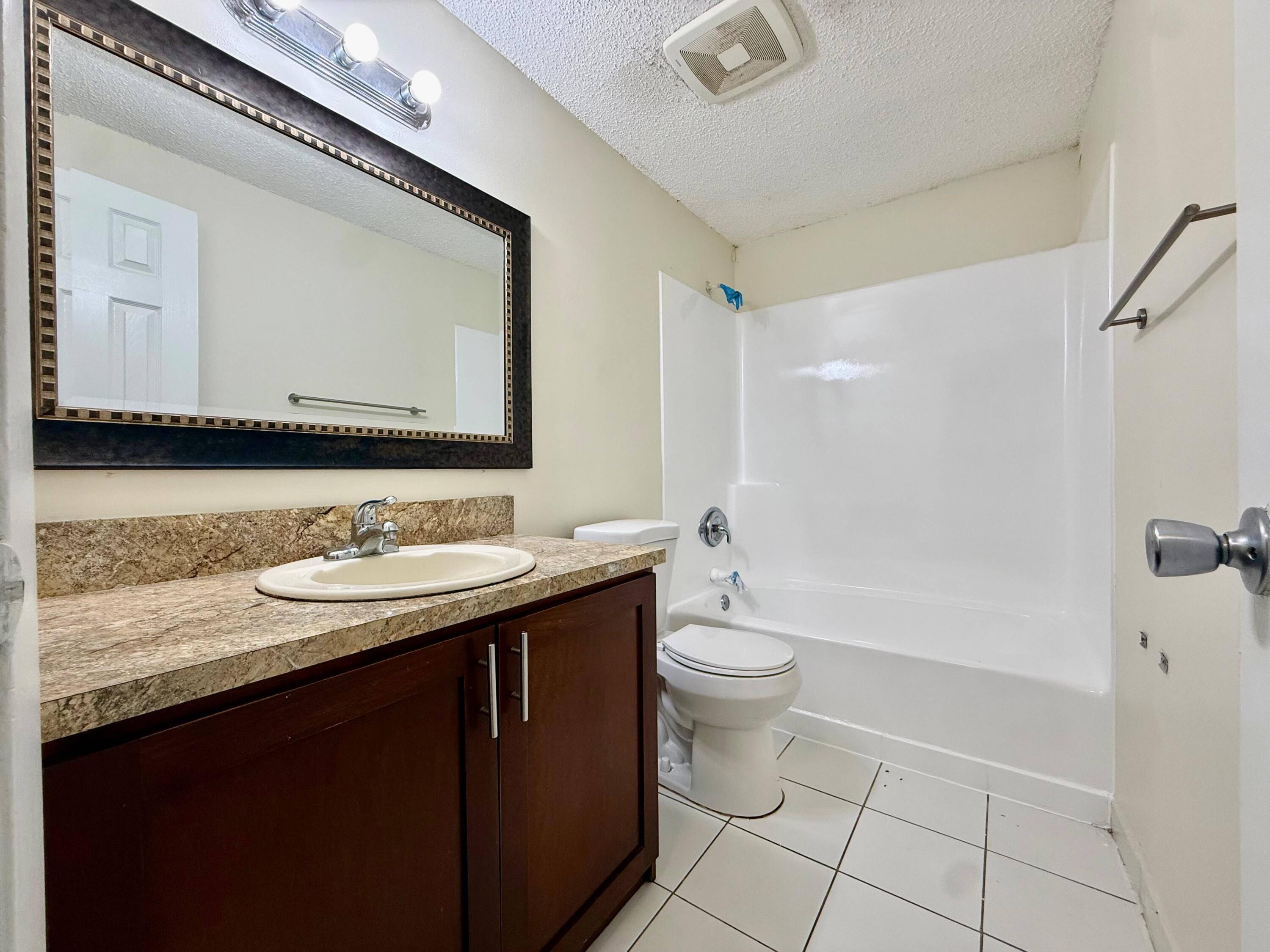 343 Gulfstream Road, Dania Beach, FL 33004, Dania Beach - Photo 4