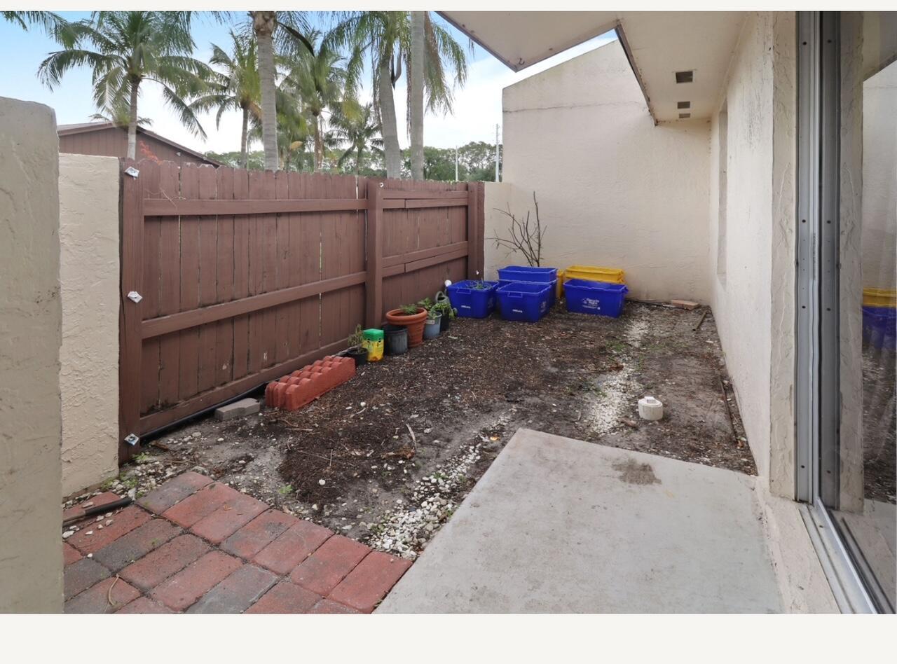 23 Chelsea Lane, Boynton Beach, FL 33426, Boynton Beach - Photo 4