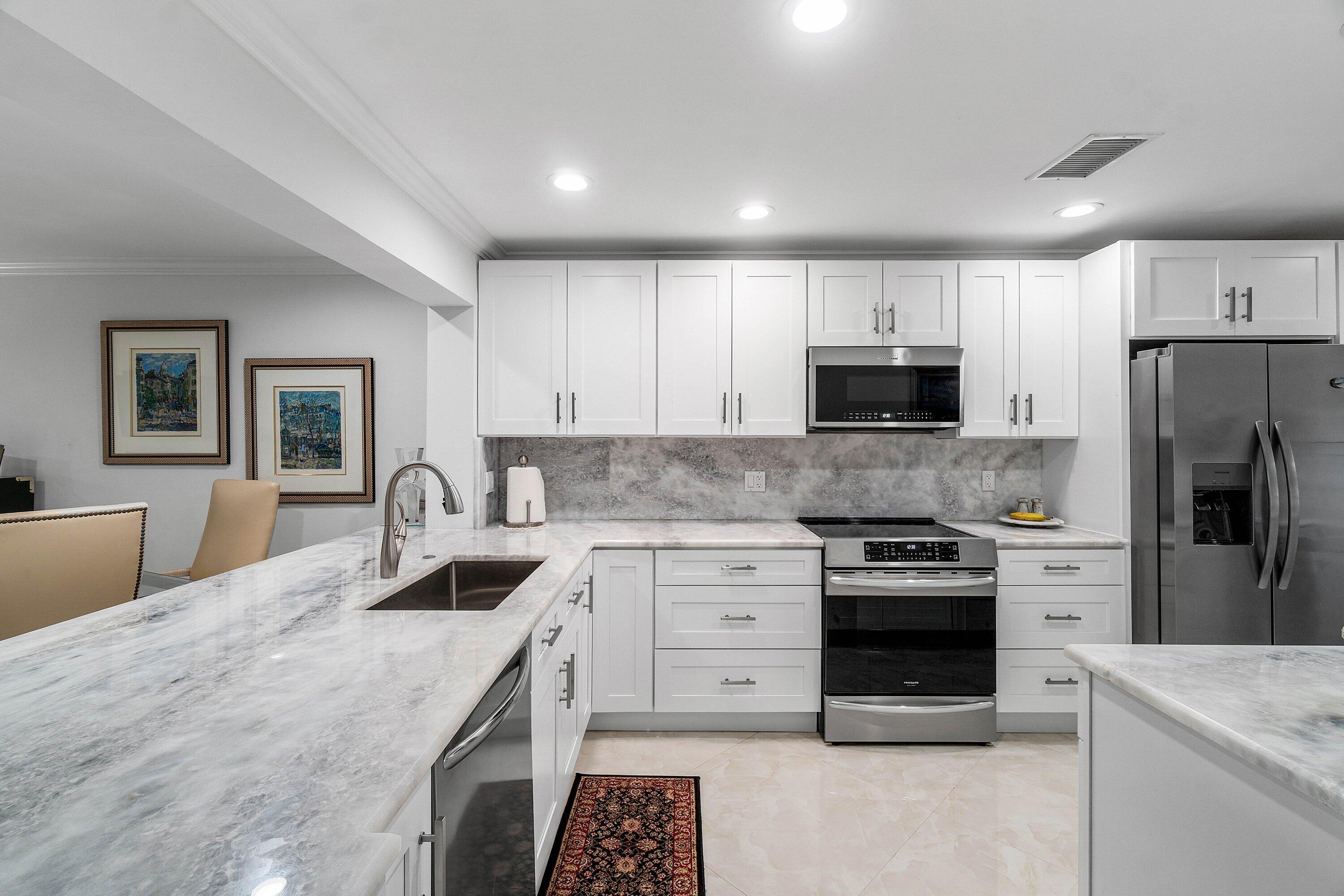 34 STRATFORD Lane W C, Boynton Beach, FL 33436, Boynton Beach - Photo 3