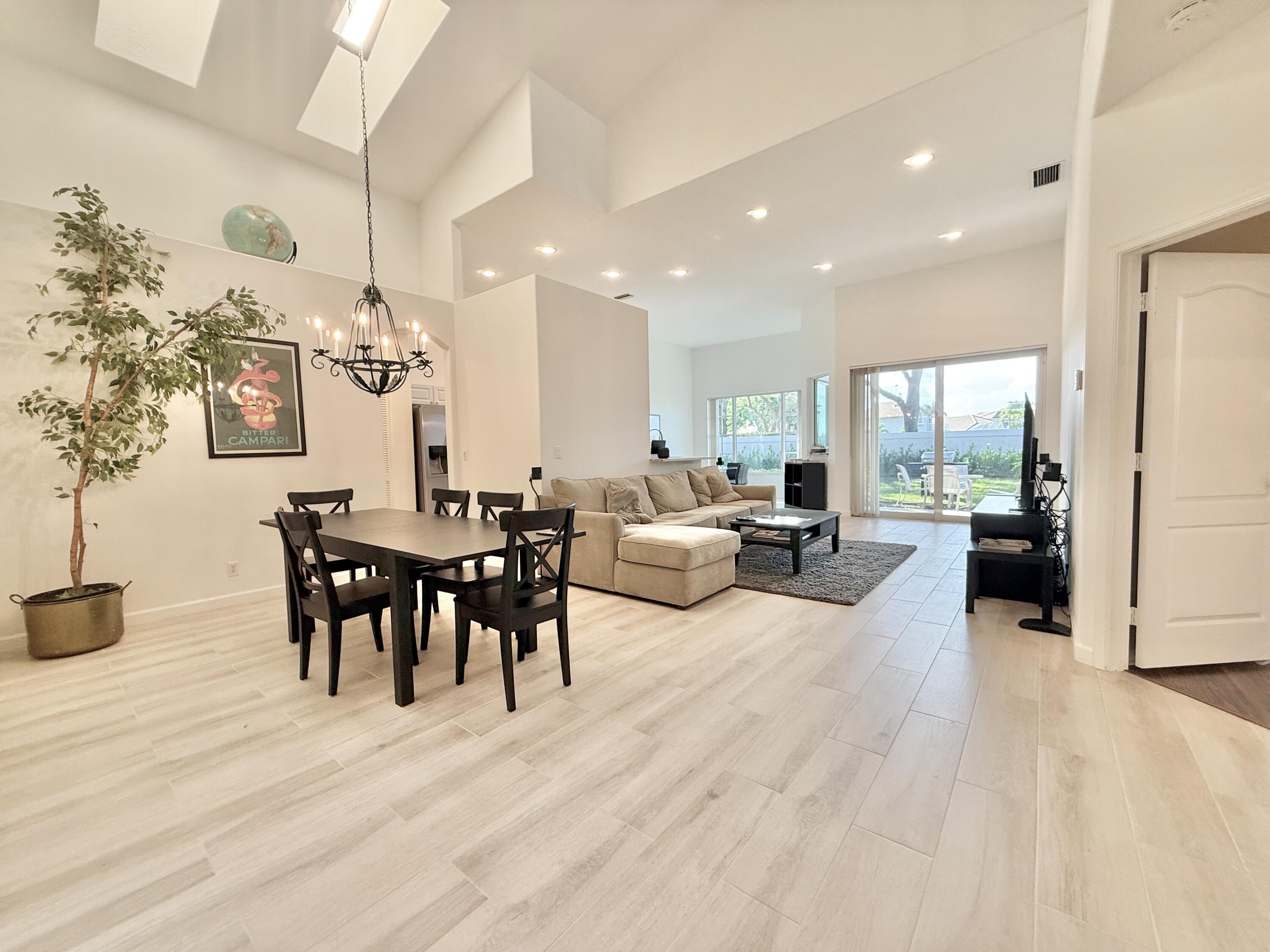 46 Pinnacle Cove, Palm Beach Gardens, FL 33418, Palm Beach Gardens - Photo 2