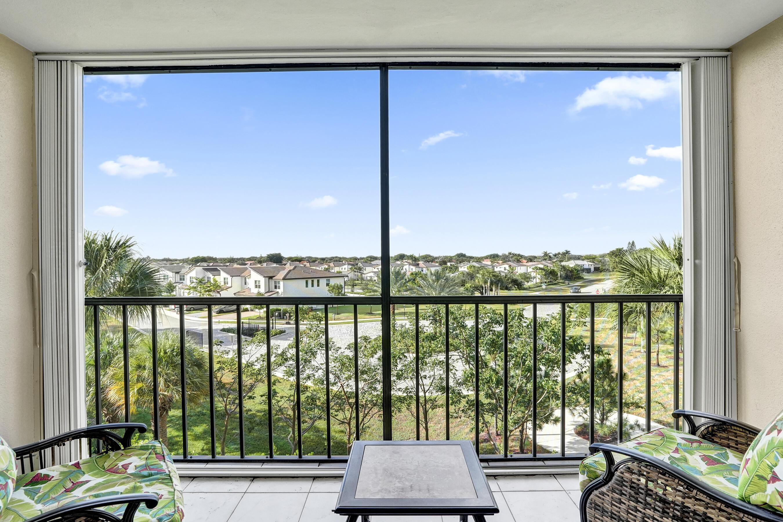 5951 WELLESLEY PARK Drive 405, Boca Raton, FL 33433, Boca Raton - Photo 2
