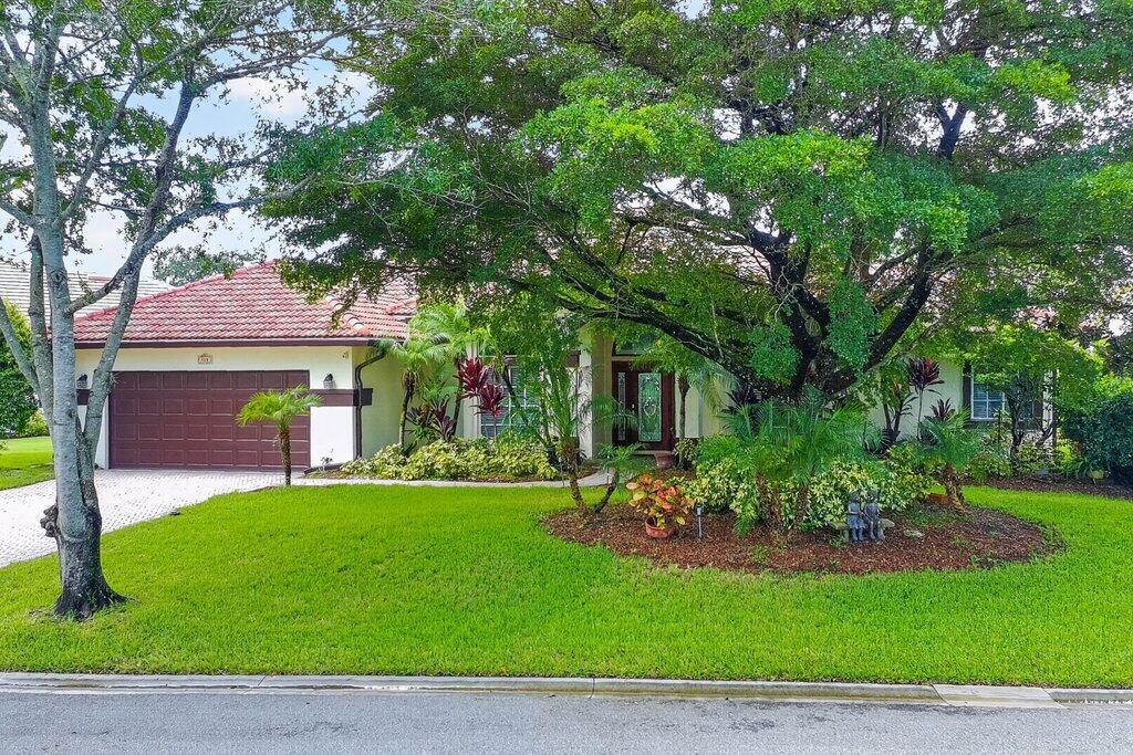913 SW LIGHTHOUSE Drive, Palm City, FL 34990, Palm City