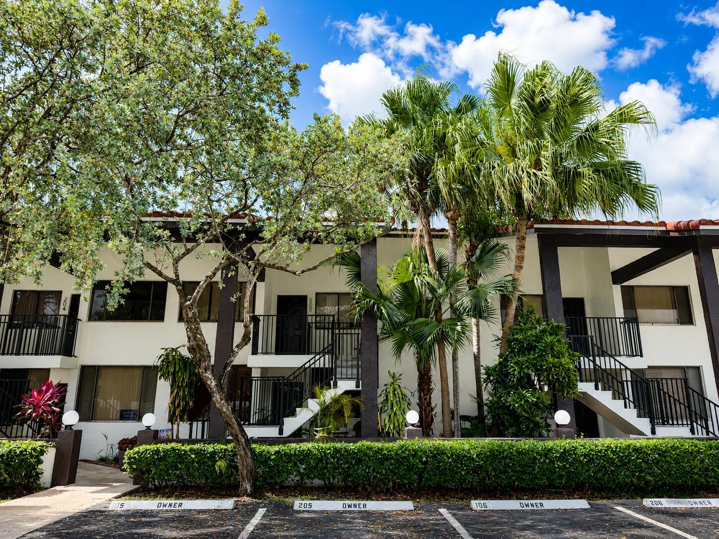 3300 NW 46th Street 104, Oakland Park, FL 33309, Oakland Park - Photo 3