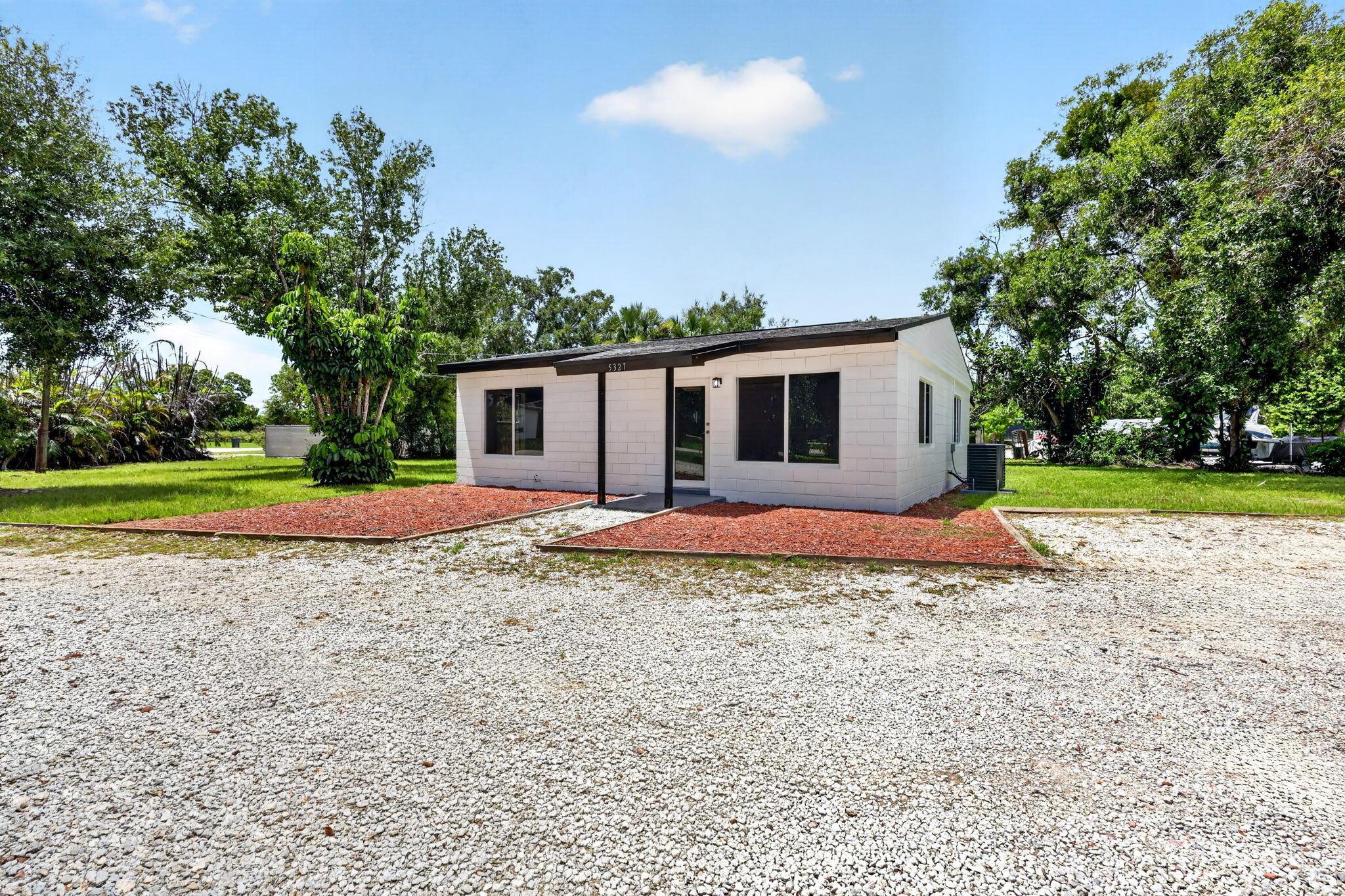 5327 St Lucie Boulevard, Fort Pierce, FL 34946, Fort Pierce - Photo 2