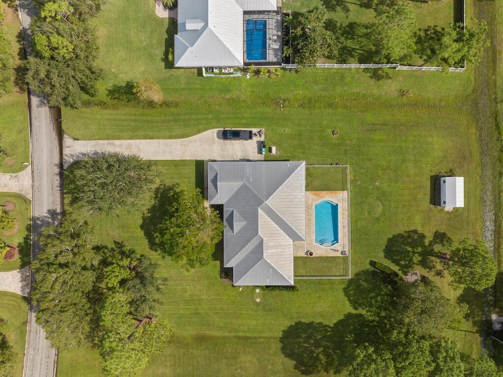 10611 Pine Needle Drive, Fort Pierce, FL 34945, Fort Pierce - Photo 3