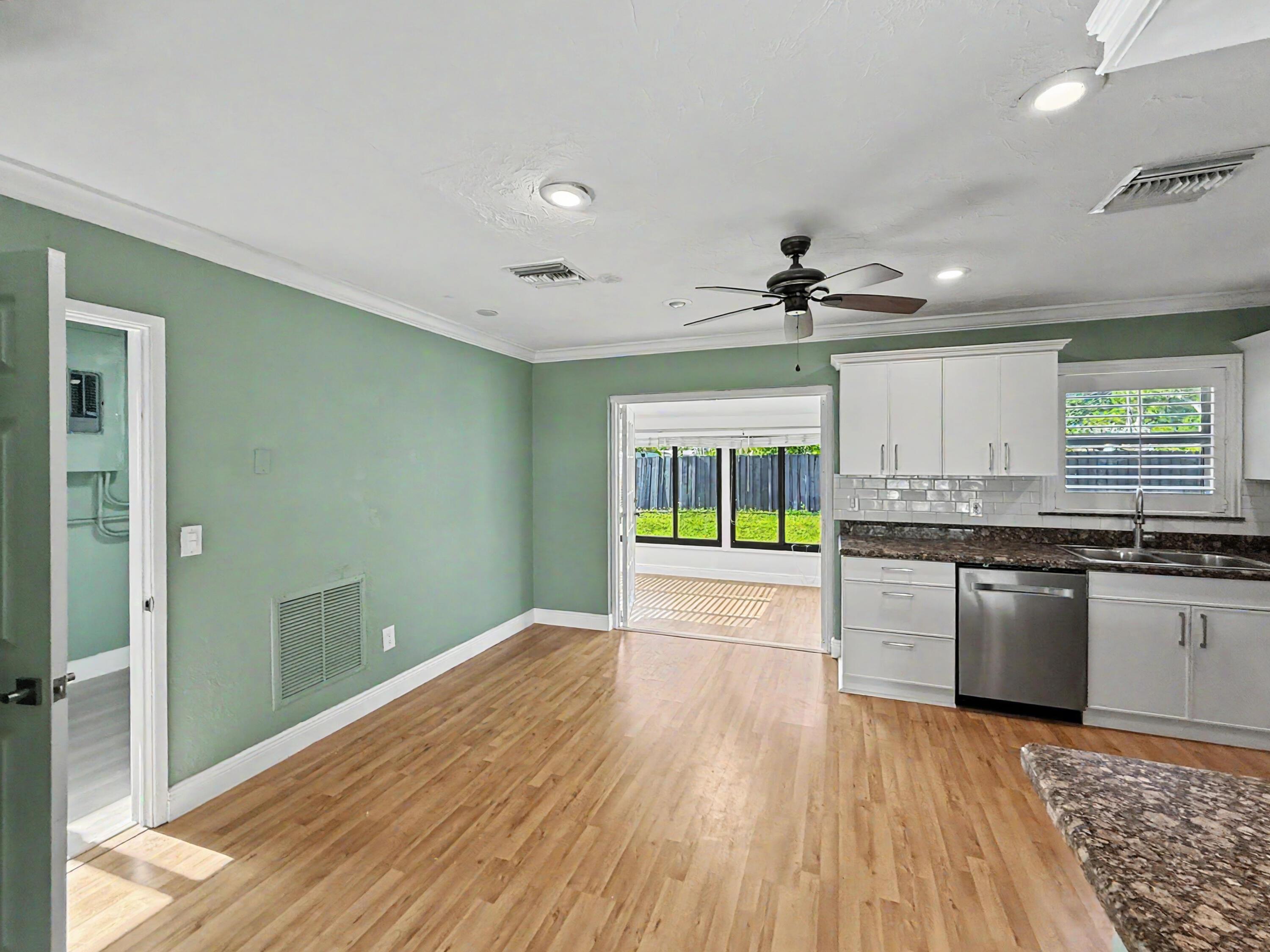 150 SE 5TH Court, Pompano Beach, FL 33060, Pompano Beach - Photo 5
