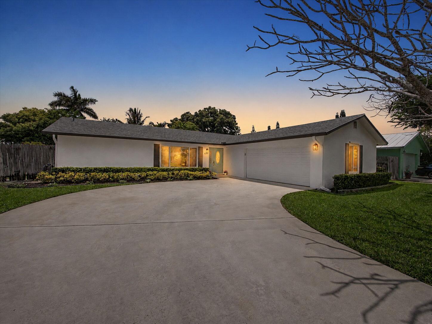 126 Chapel Lane, Tequesta, FL 33469, Tequesta