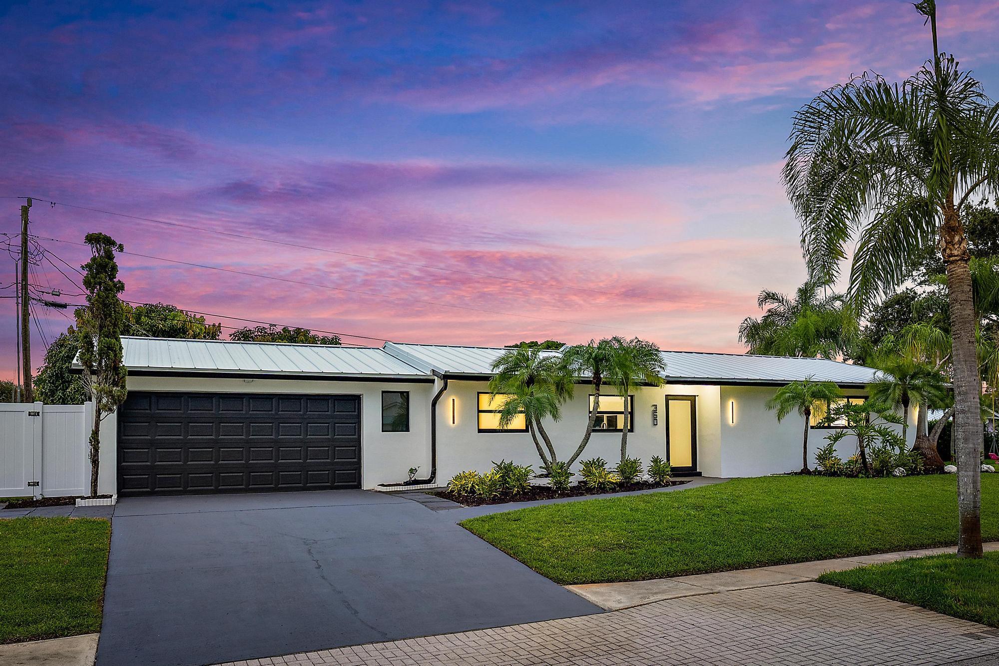 360 Saturn Avenue, Tequesta, FL 33469, Tequesta