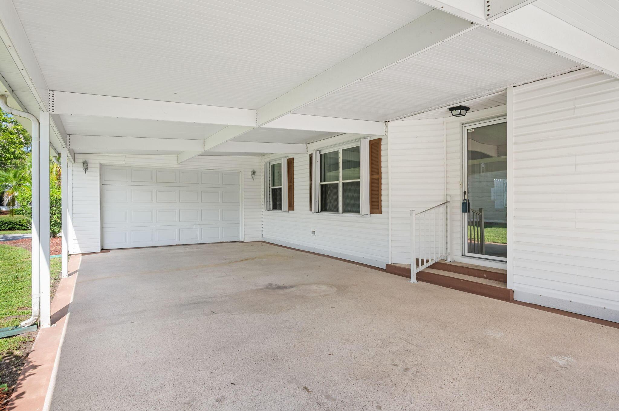 8185 14TH HOLE Drive, Port St. Lucie, FL 34952, Port St. Lucie - Photo 2