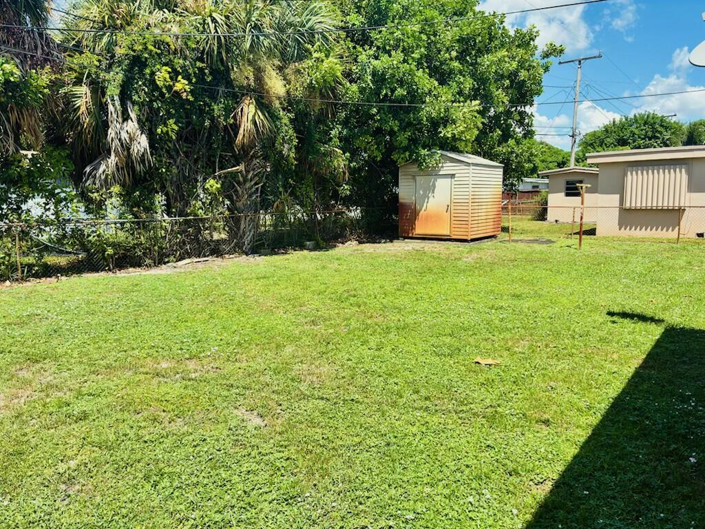 1321 NW 32nd Avenue, Lauderhill, FL 33311, Lauderhill - Photo 3