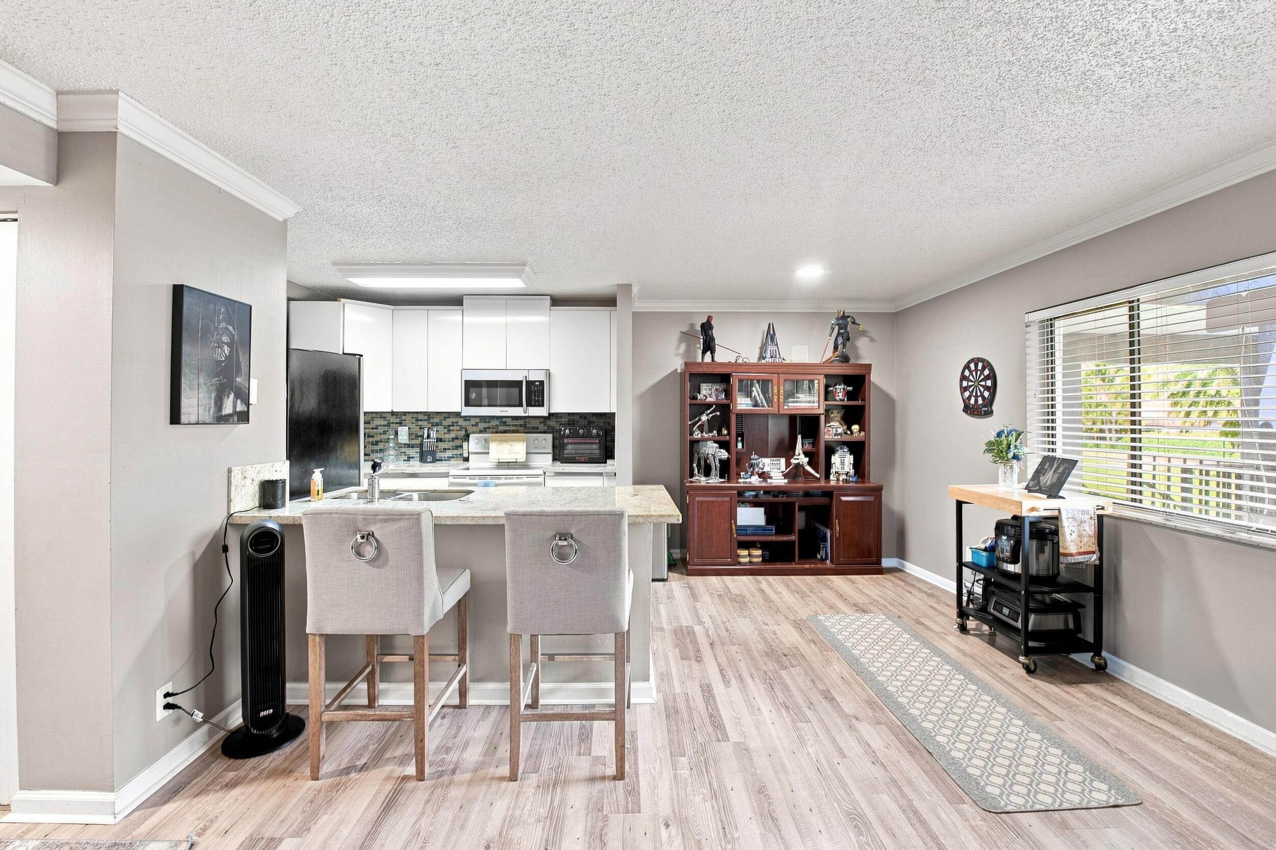 711 FOREST CLUB Drive 119, Wellington, FL 33414, Wellington - Photo 5