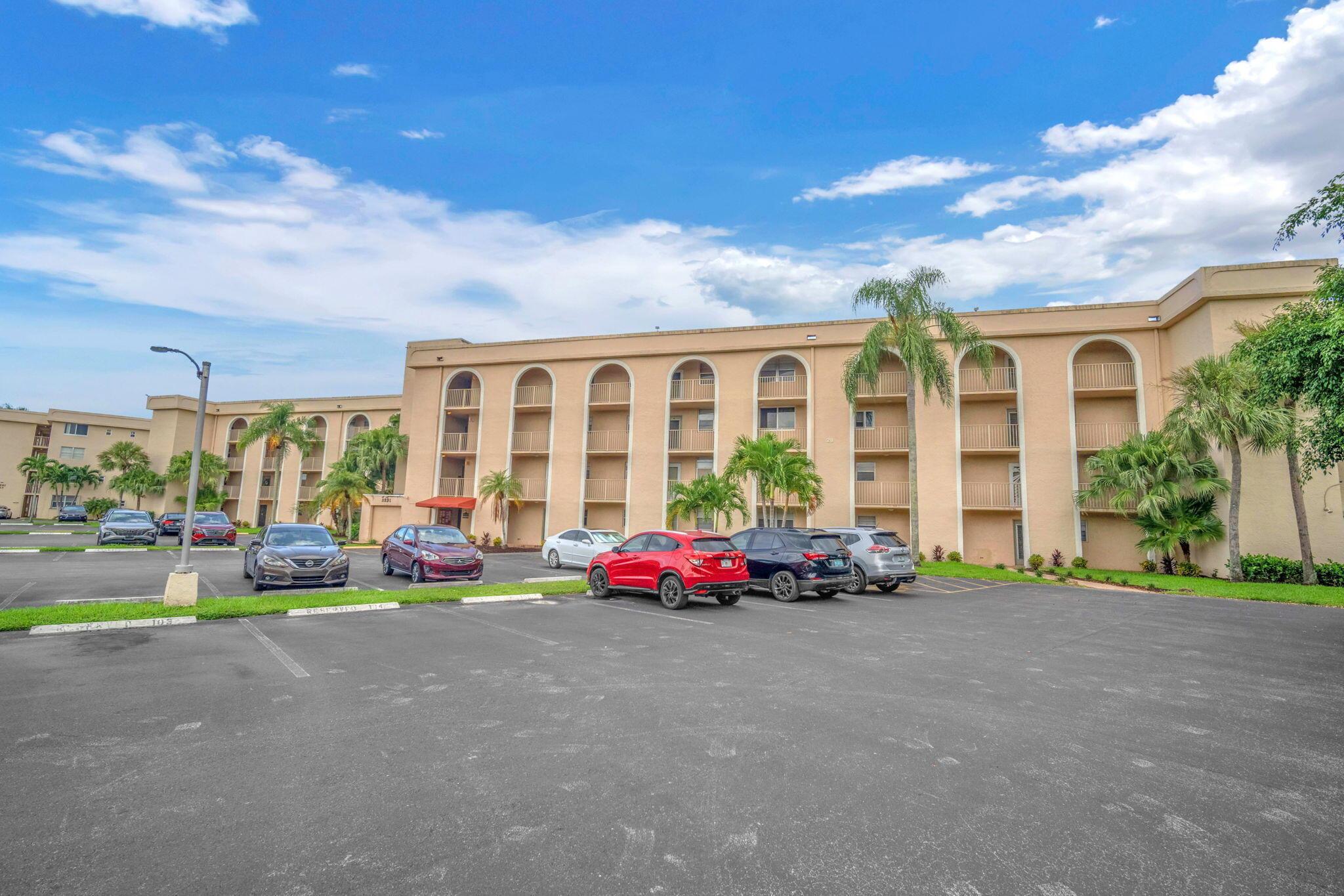 3231 Holiday Springs Boulevard 306, Margate, FL 33063, Margate - Photo 2