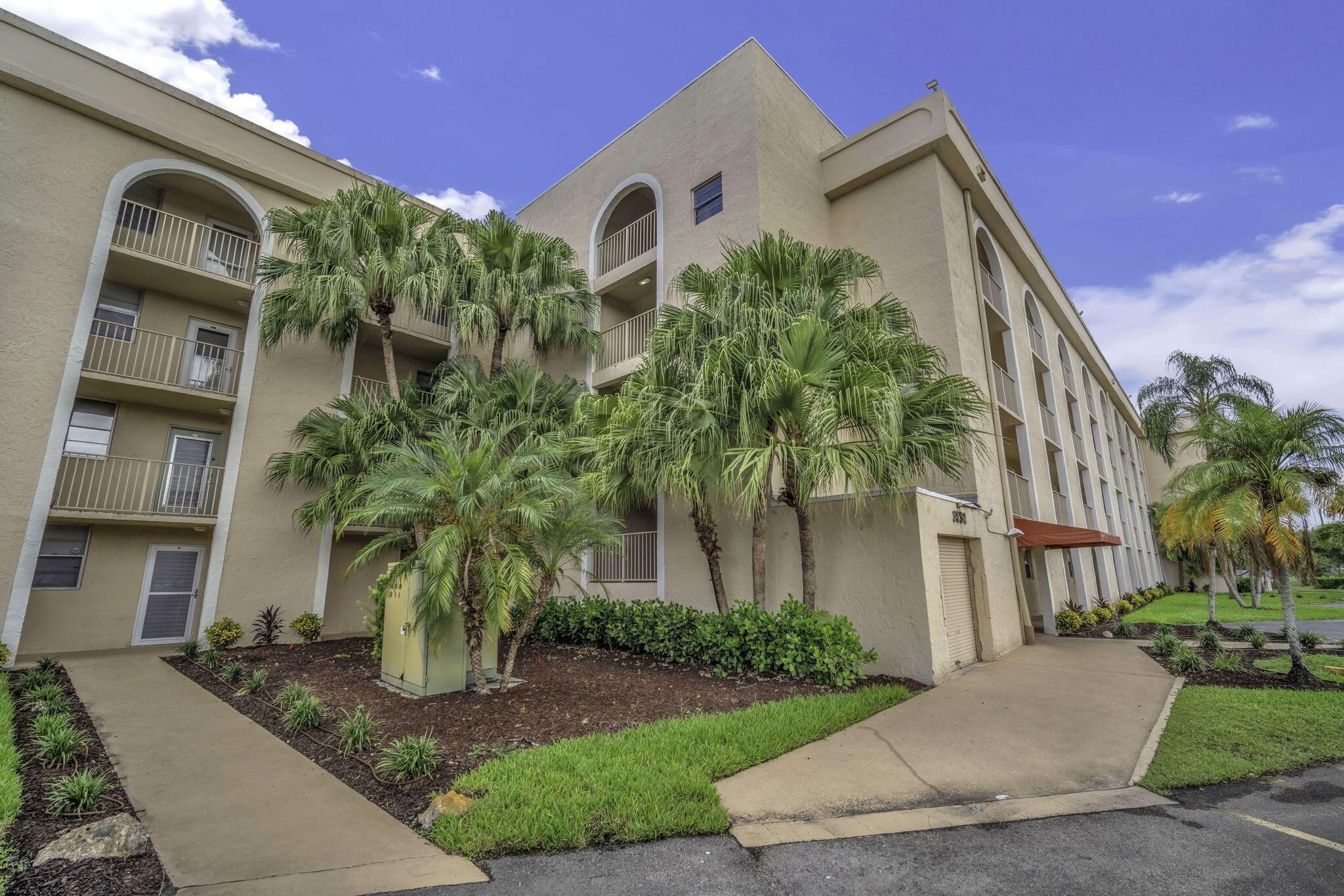 3231 Holiday Springs Boulevard 306, Margate, FL 33063, Margate