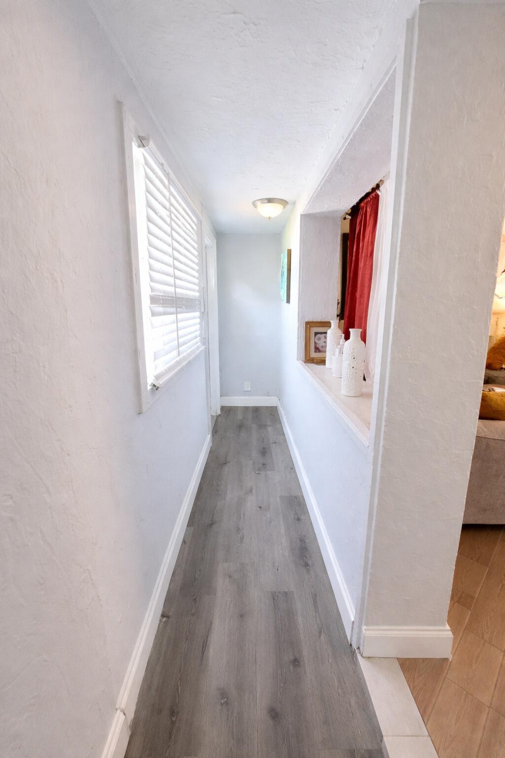2330 NE 1ST Avenue, Pompano Beach, FL 33060, Pompano Beach - Photo 2