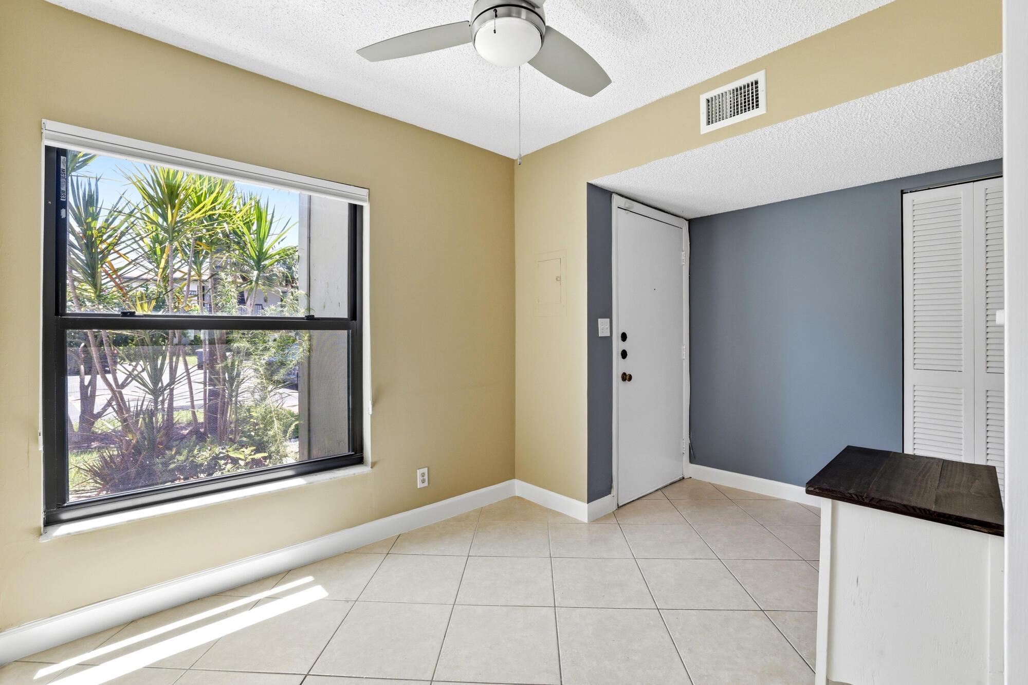 5710 Princess Palm Court B, Delray Beach, FL 33484, Delray Beach - Photo 4