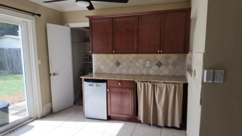 5811 NE 6TH Avenue, Oakland Park, FL 33334, Oakland Park - Photo 4