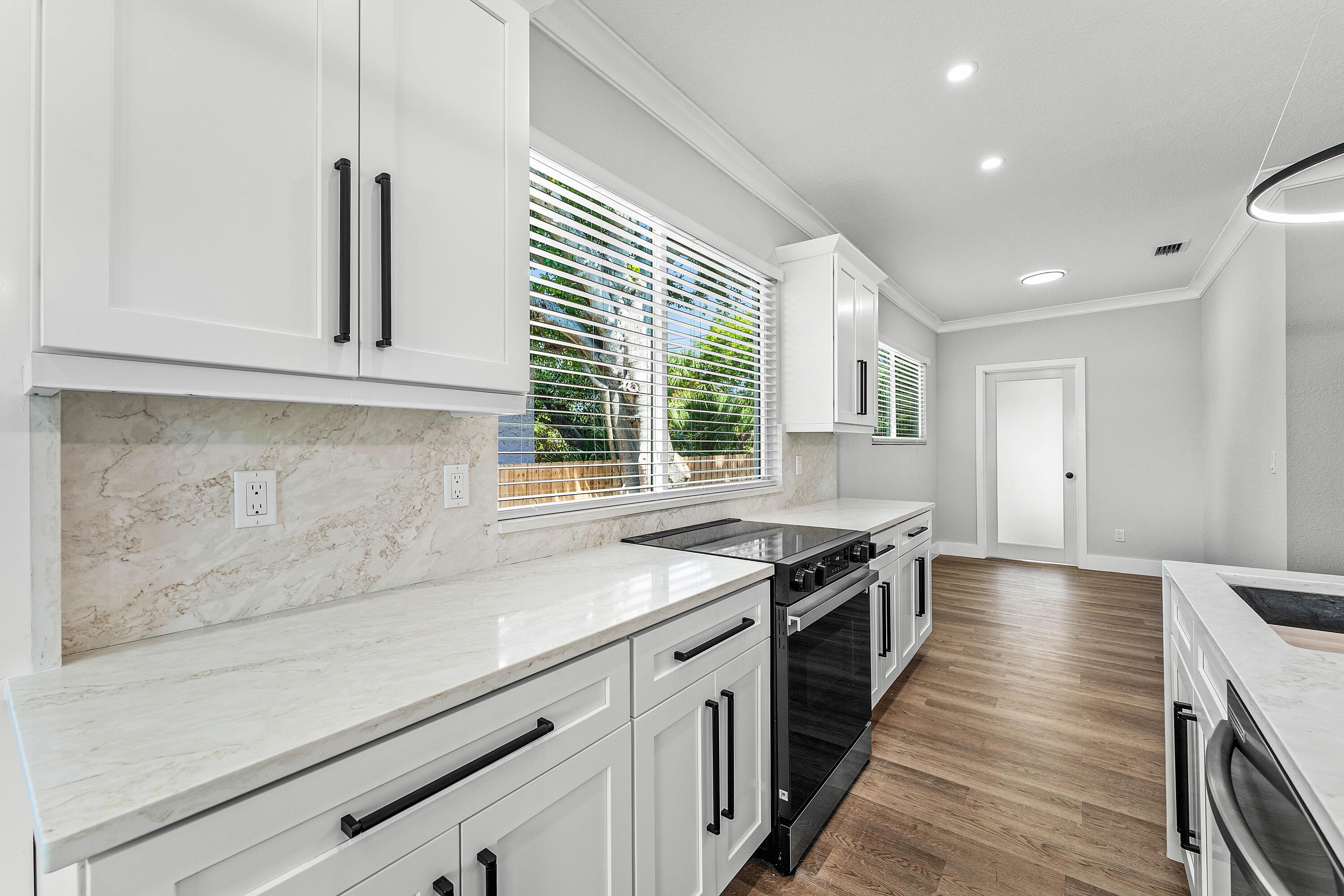 1150 W 25th Street, Riviera Beach, FL 33404, Riviera Beach - Photo 5