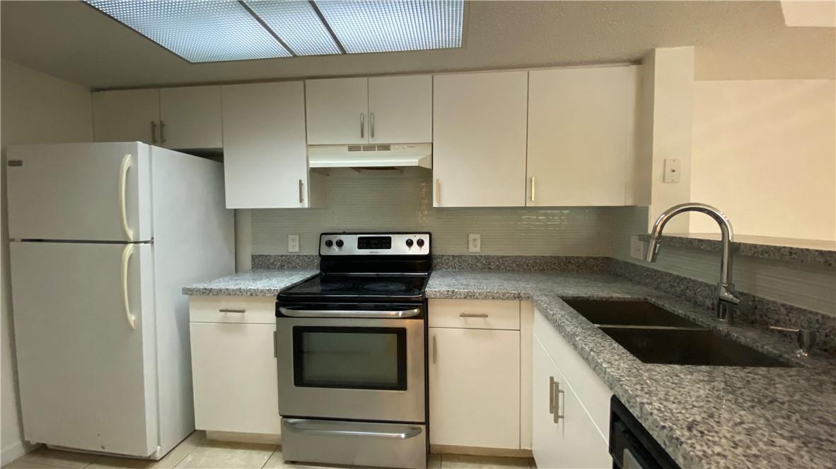 5045 Wiles Road 205, Coconut Creek, FL 33073, Coconut Creek - Photo 5