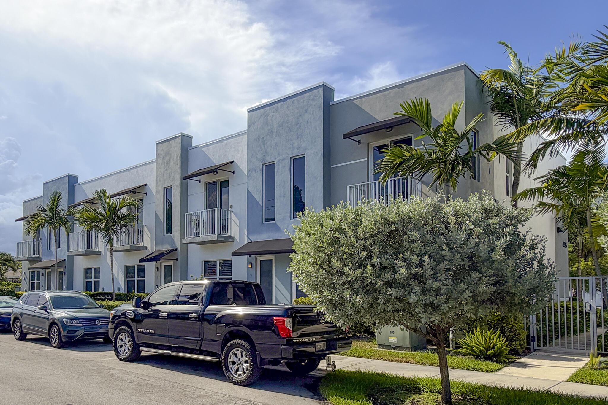 405 NE 35TH Court 2, Oakland Park, FL 33334, Oakland Park