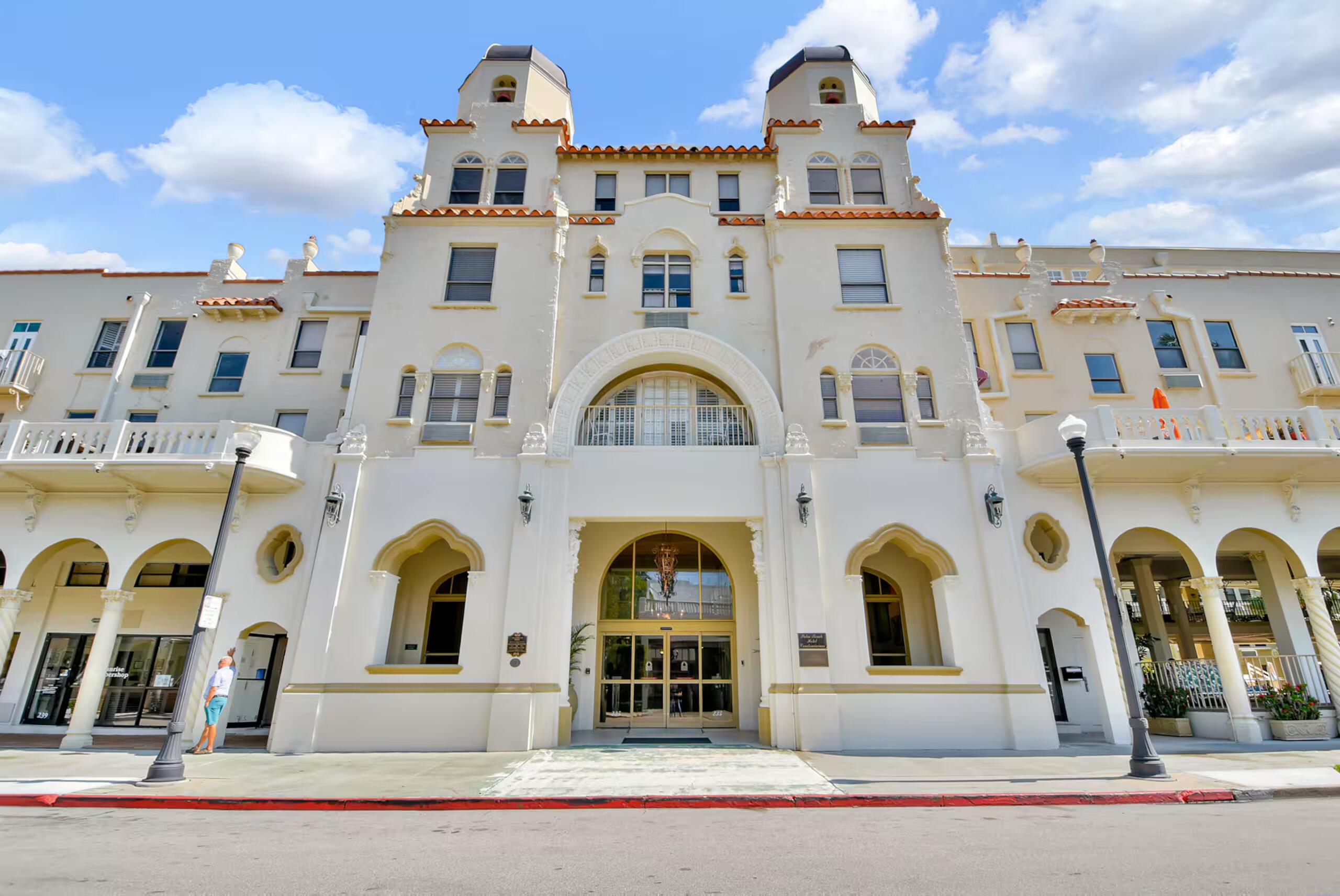 235 SUNRISE Avenue 3260, Palm Beach, FL 33480, Palm Beach